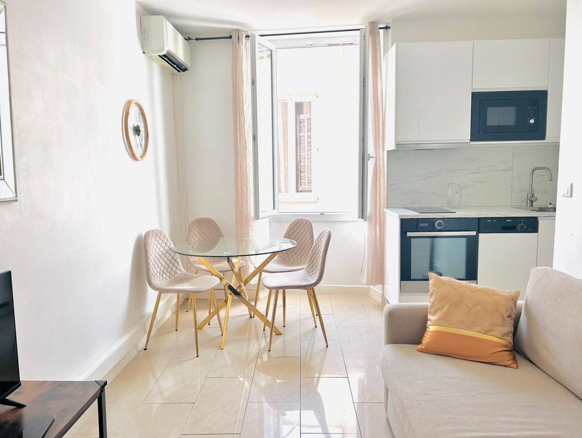 Apartment 2 Bedroom Flat Center La Croisette Banane Cannes