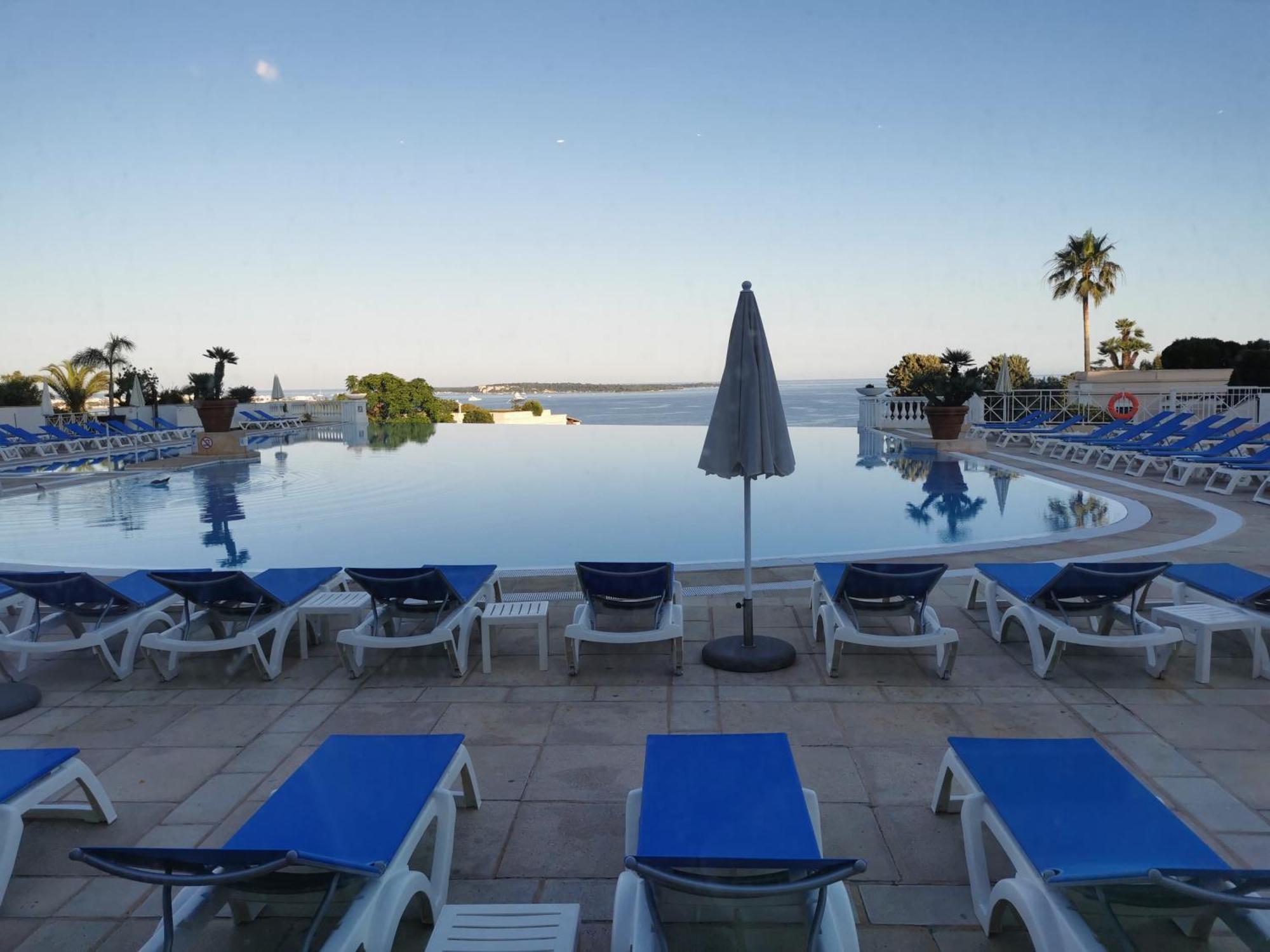 Renove, Piscine A Debordement, Vue Apartment *