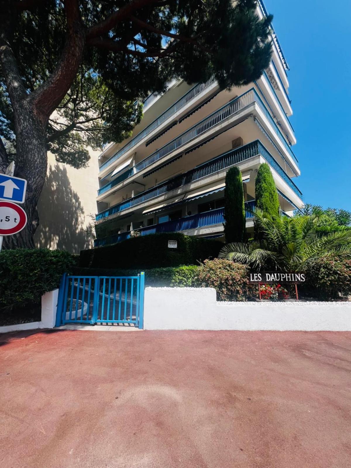 Le Verdi - 1 Bedroom With Ac And Parking In Center * Cannes