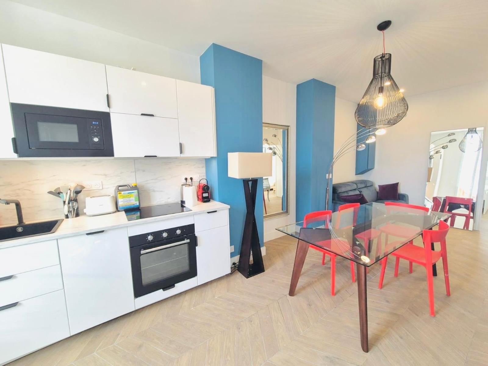 Luxury 3 Bed 2 Bath Flat Croisette Apartment *