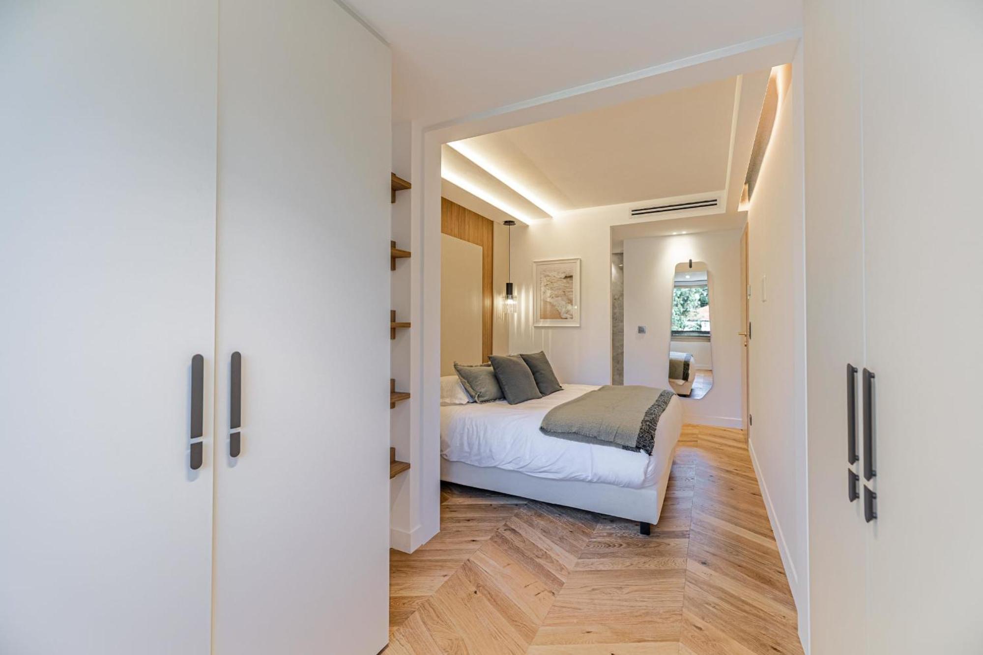 Apartment Ref 1980 - Palm Sea View Cannes