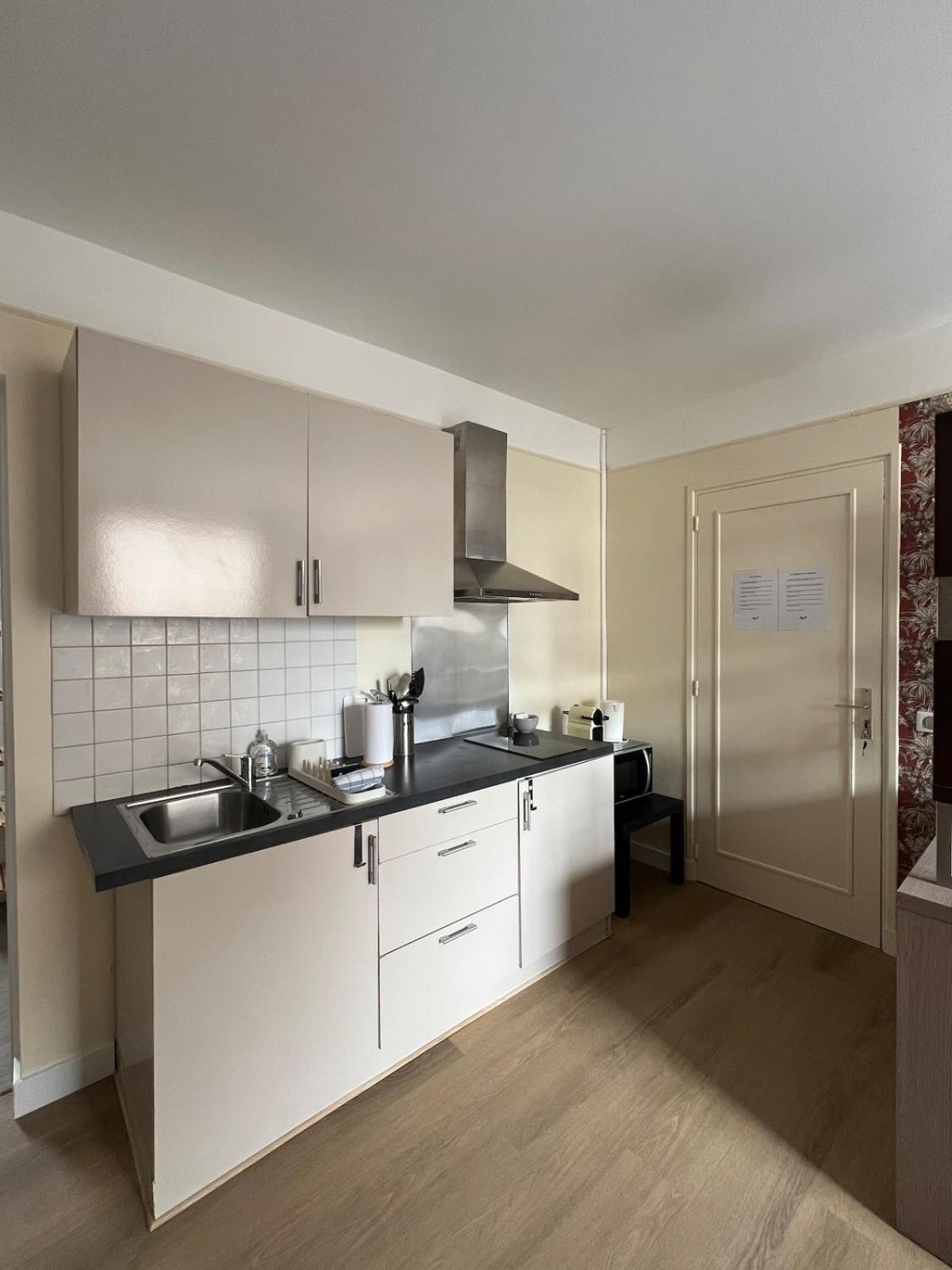 Le Tassigny #central #quiet #air Conditioning #wifi Apartment