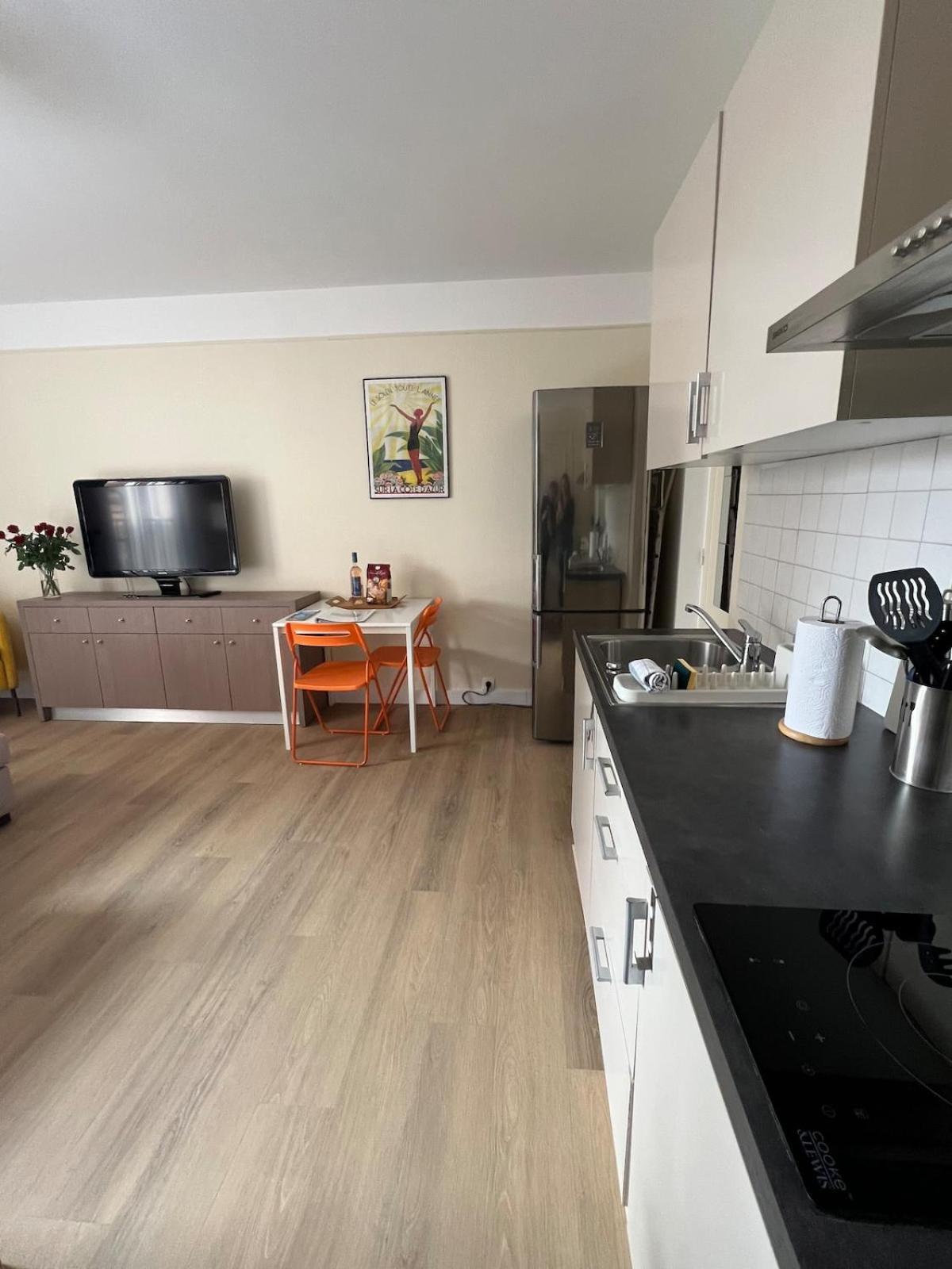 Apartment Le Tassigny #central #quiet #air Conditioning #wifi