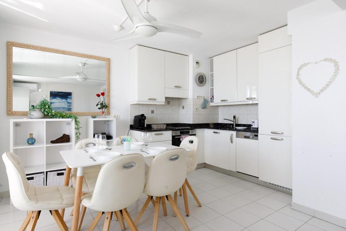 Apartment 842 - Vue Mer-terrasse-plage-clim-parking Cannes
