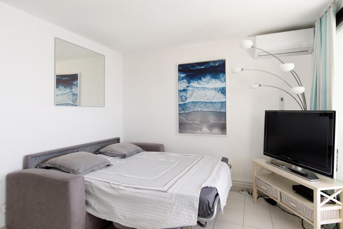 842 - Vue Mer-terrasse-plage-clim-parking Apartment