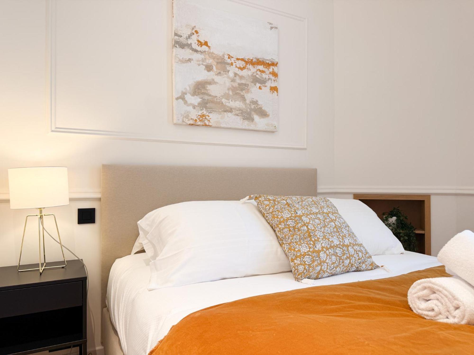 Meynadier 12b Apartment
