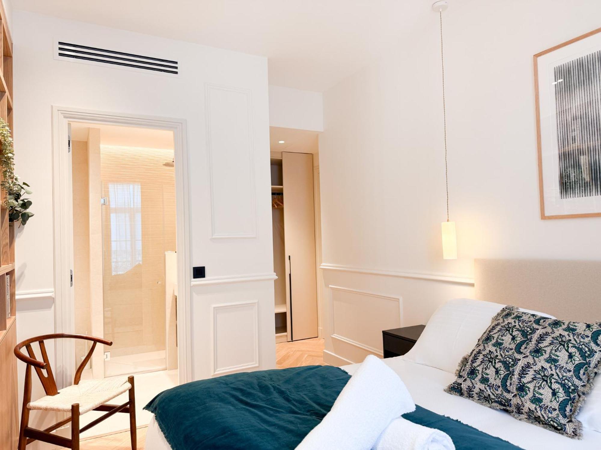 Meynadier 12b Apartment *
