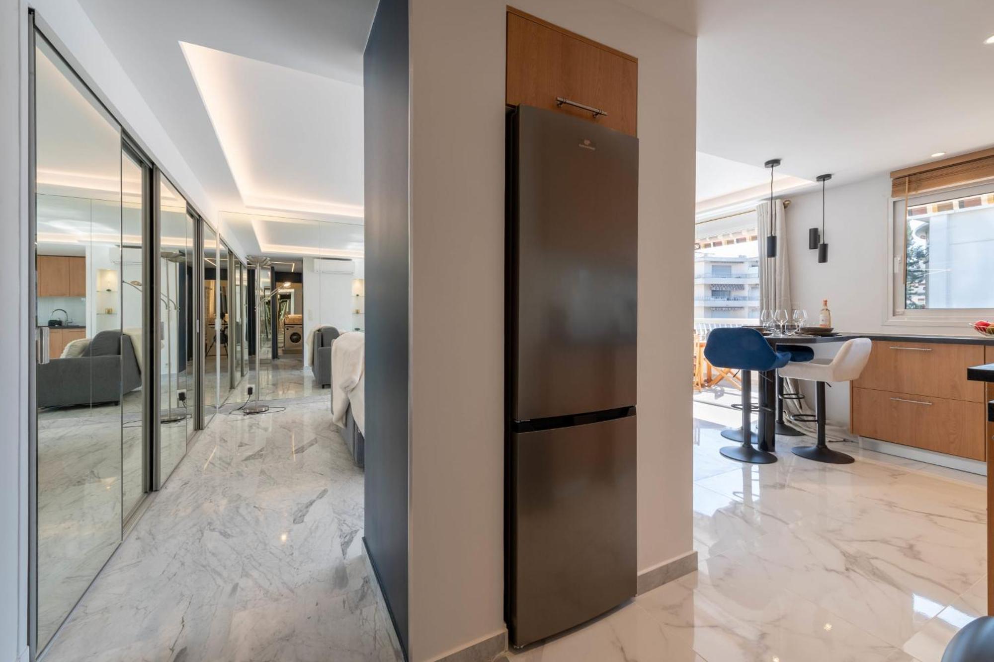 Spacious 1-br With Terrace Heart Of Apartment Cannes