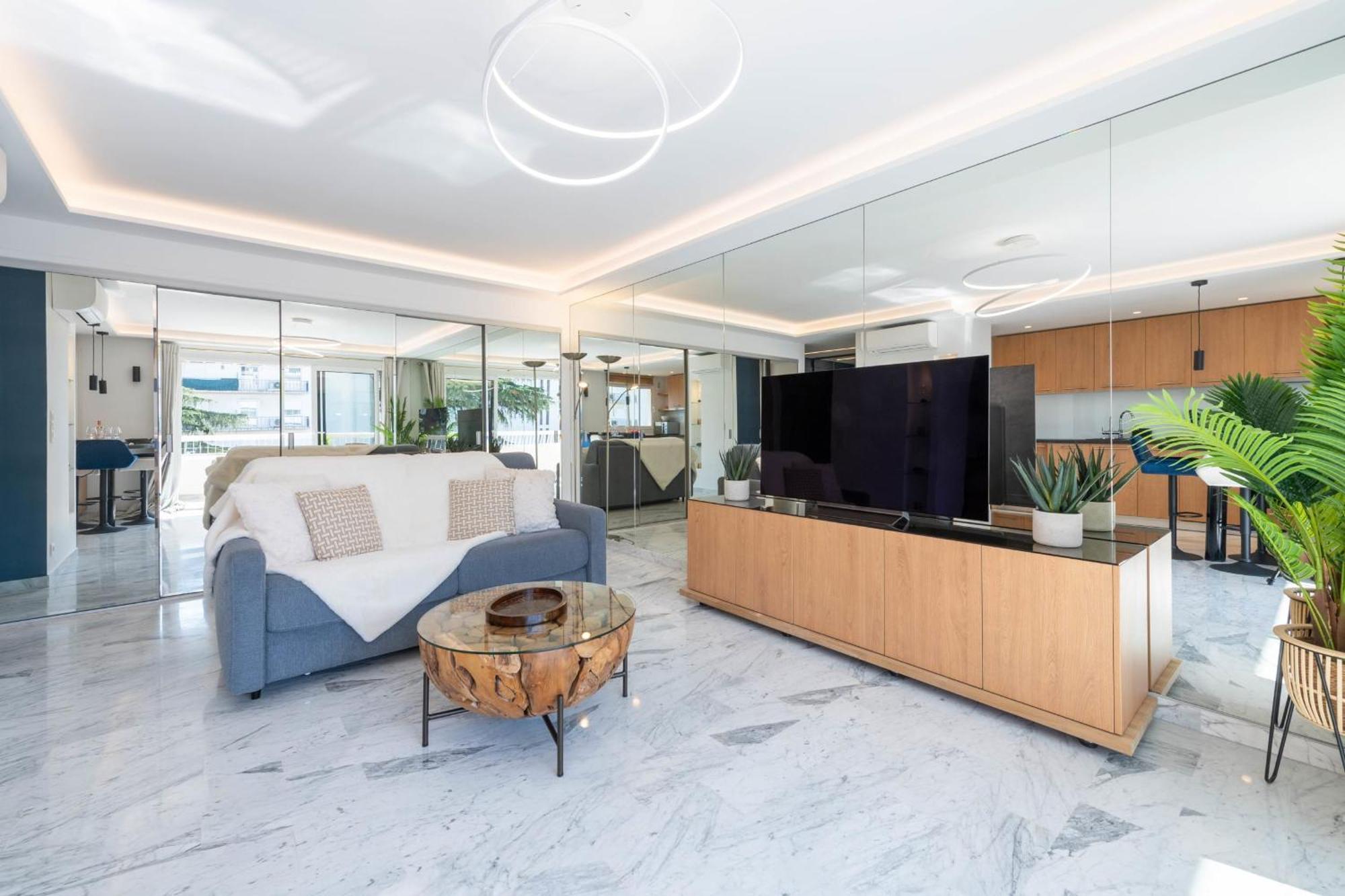 Spacious 1-br With Terrace Heart Of *