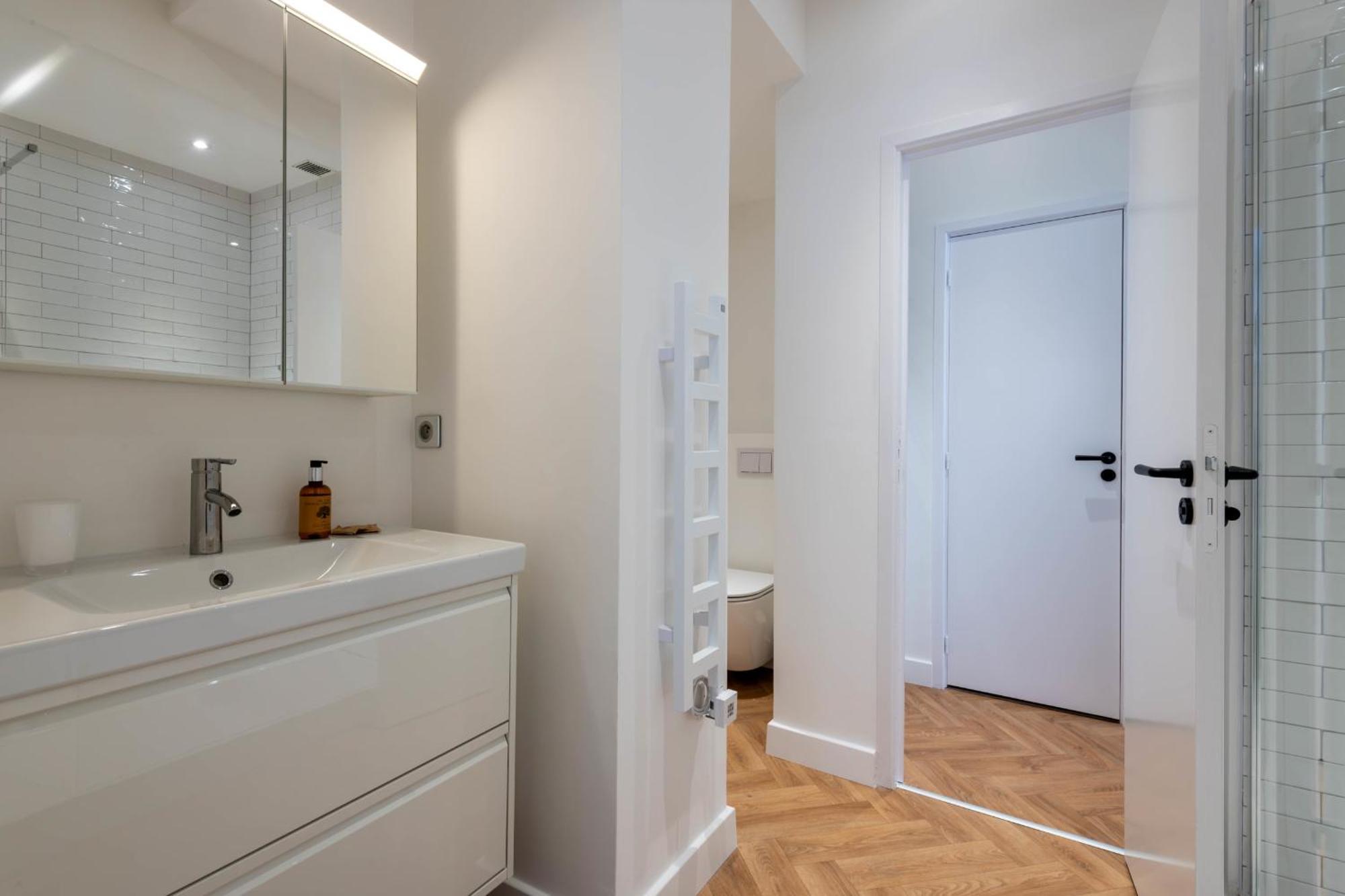 3-br In The Golden Square