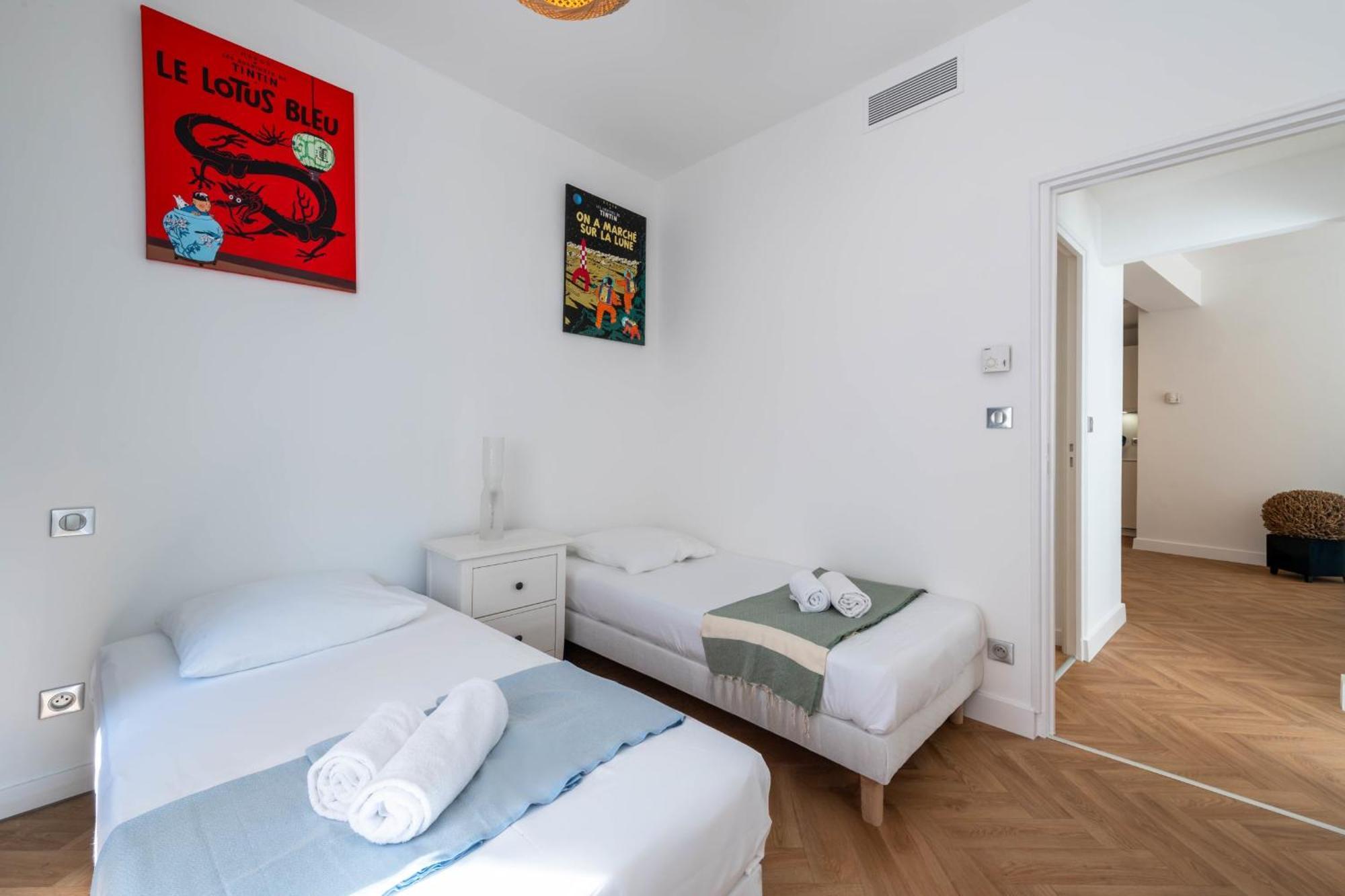 Apartment 3-br In The Golden Square