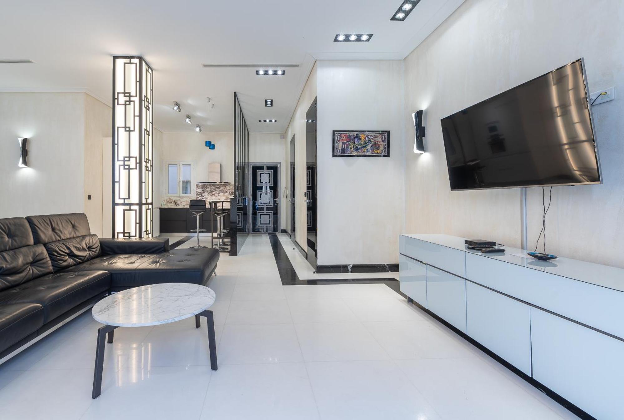 110 M2 Golden Square, Renovated, 20metres Croisette, Parking Private Apartment *