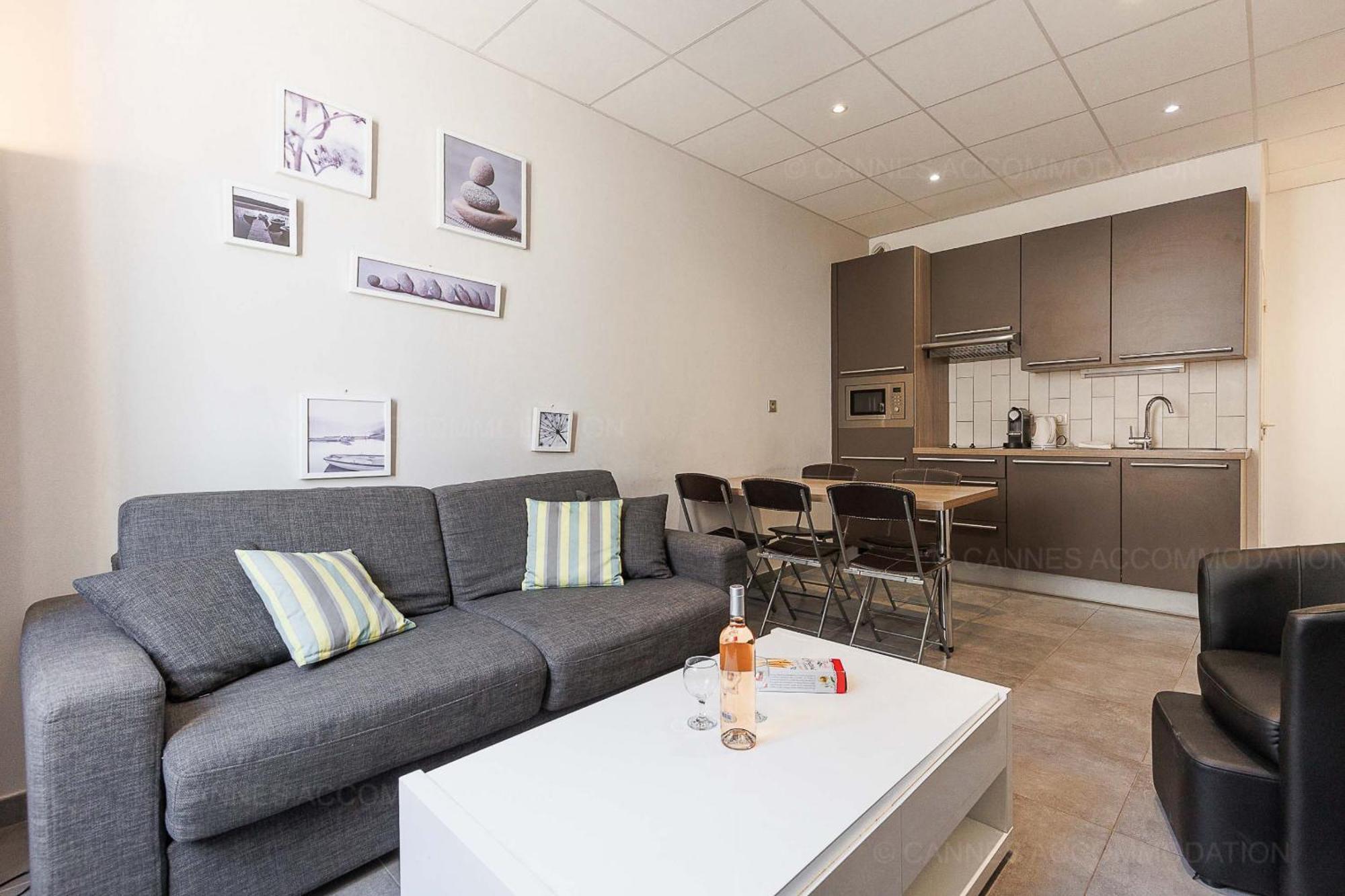 Apartment Aout 21