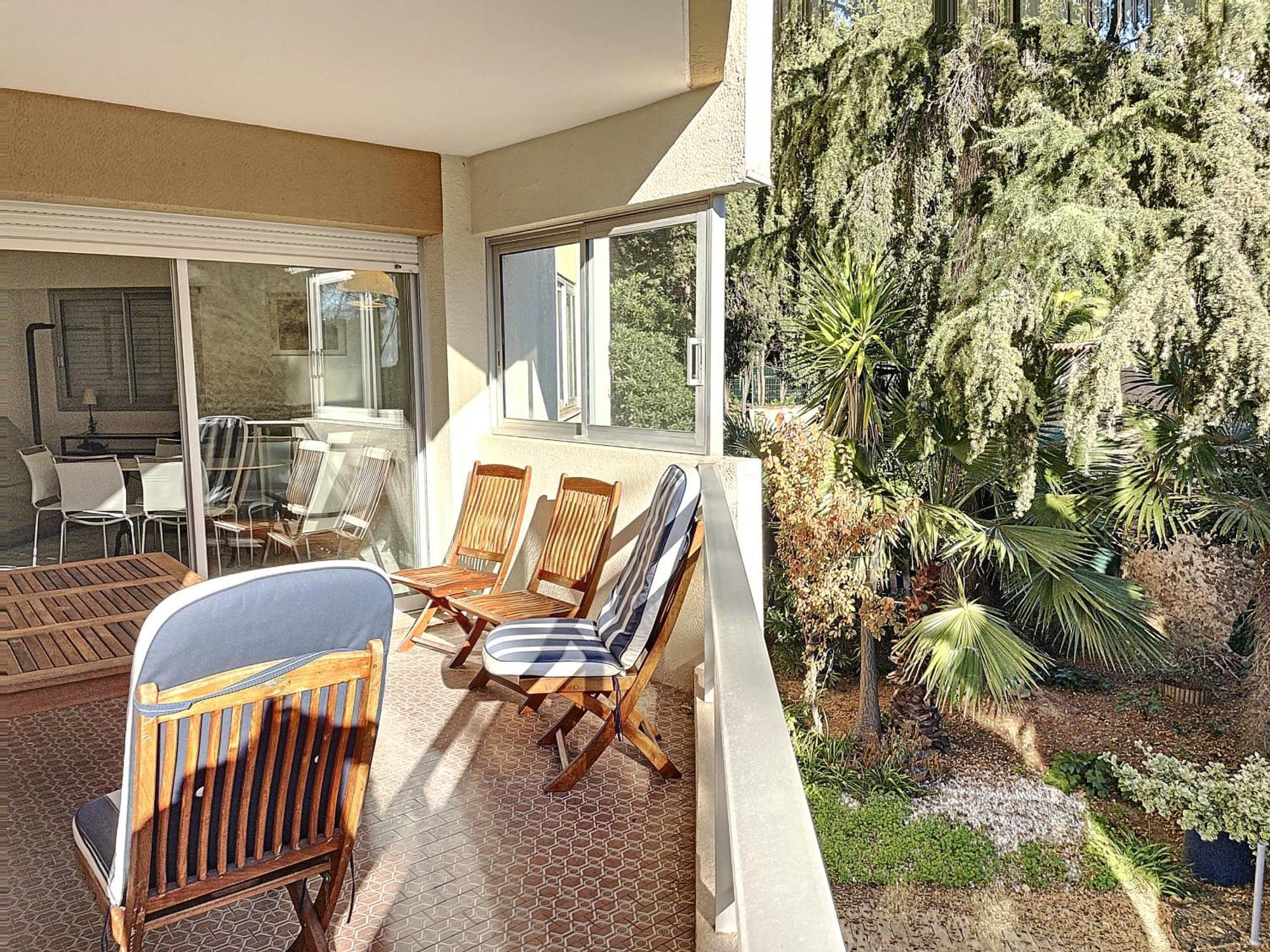 Apartment A Deux Pas Des Plages Du Midi 305l