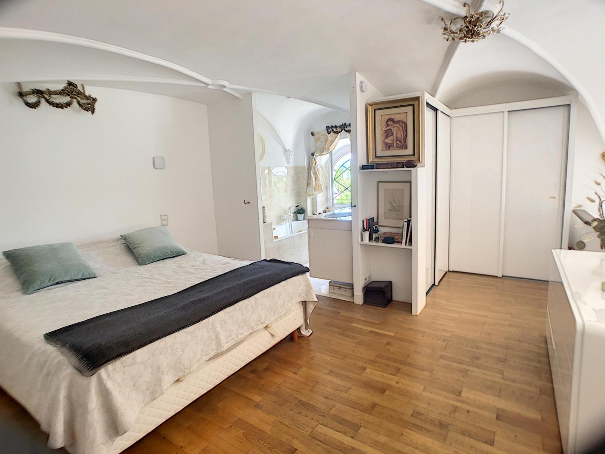 Apartment En Duplex 288l Cannes
