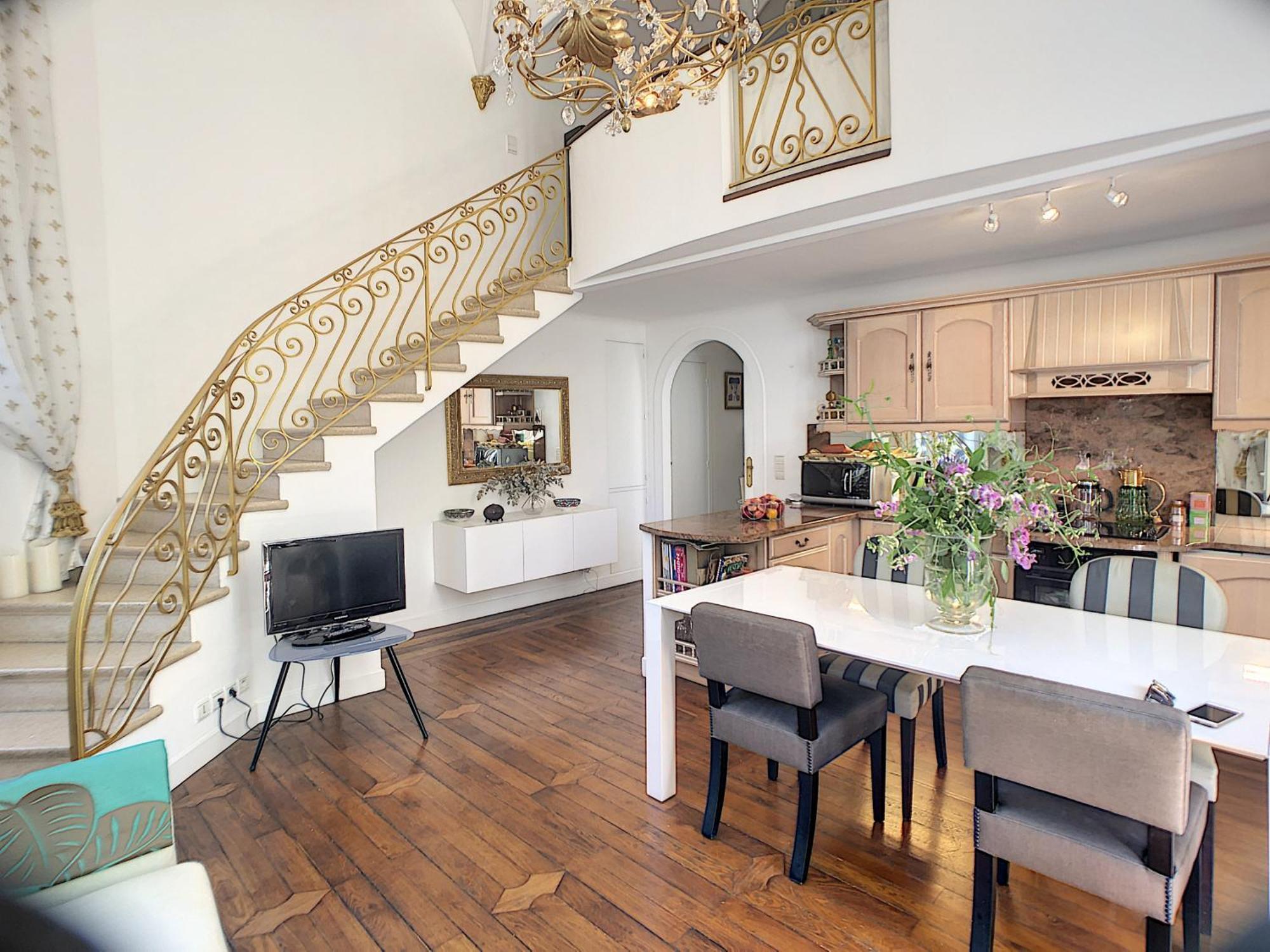 En Duplex 288l Apartment Cannes