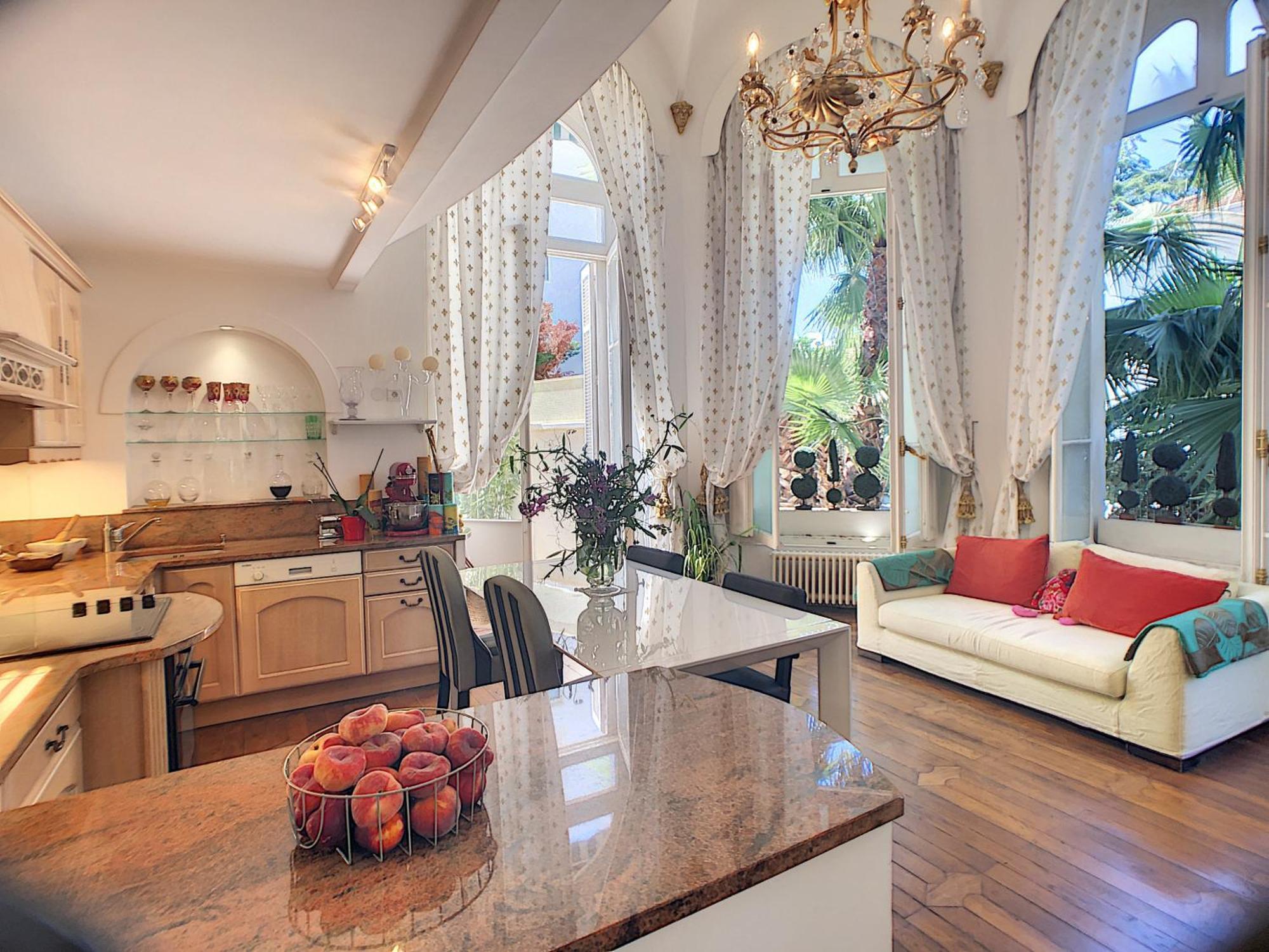 Apartment En Duplex 288l Cannes