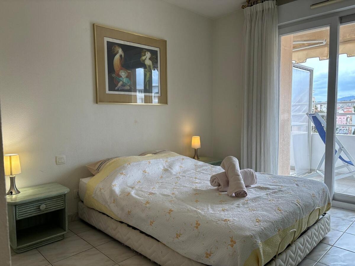 La Croisette I T2 Apartment