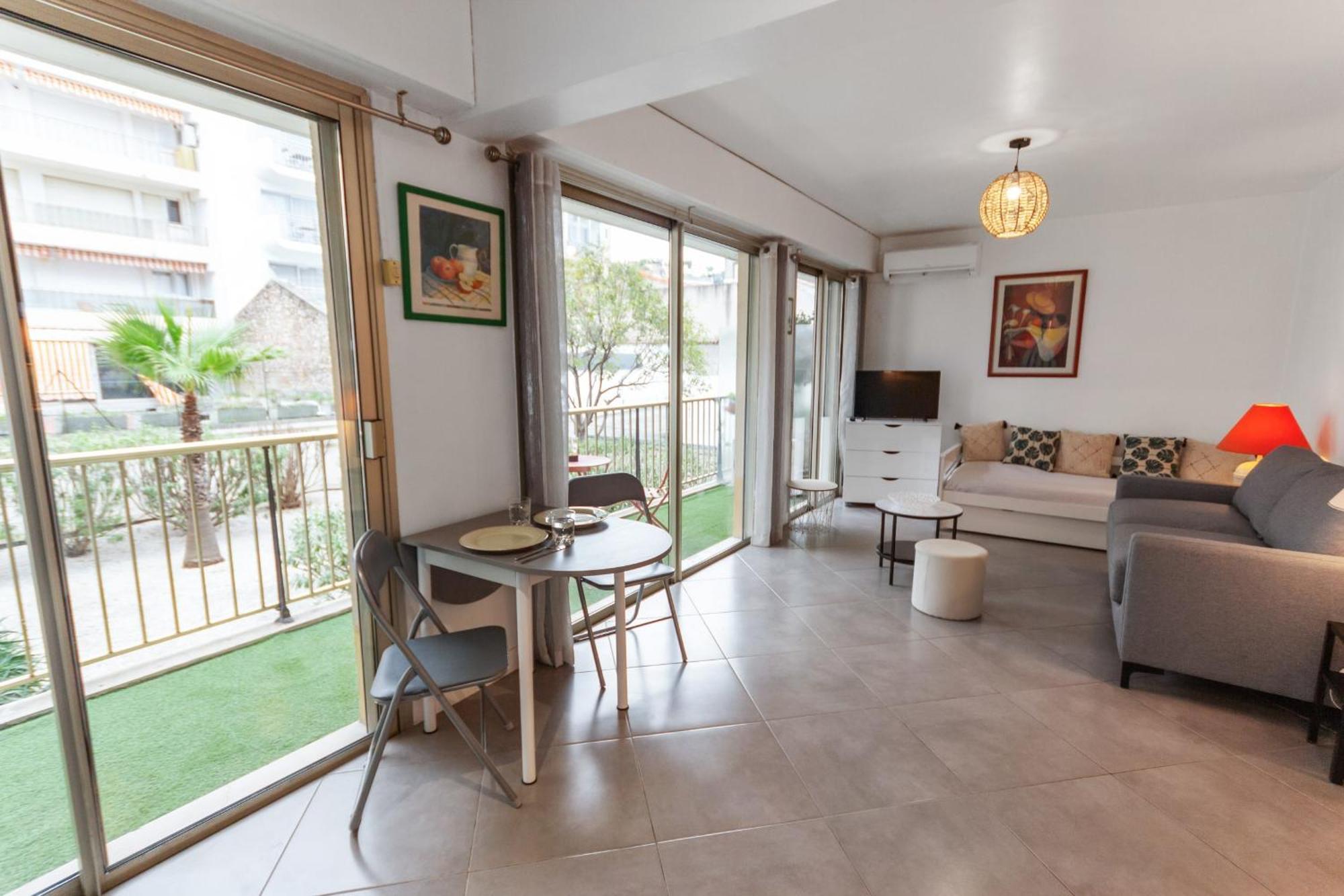 Apartment Le Vendome - Hypercentre - Ac - Terrace - Palais Of Festivals - Croisette *