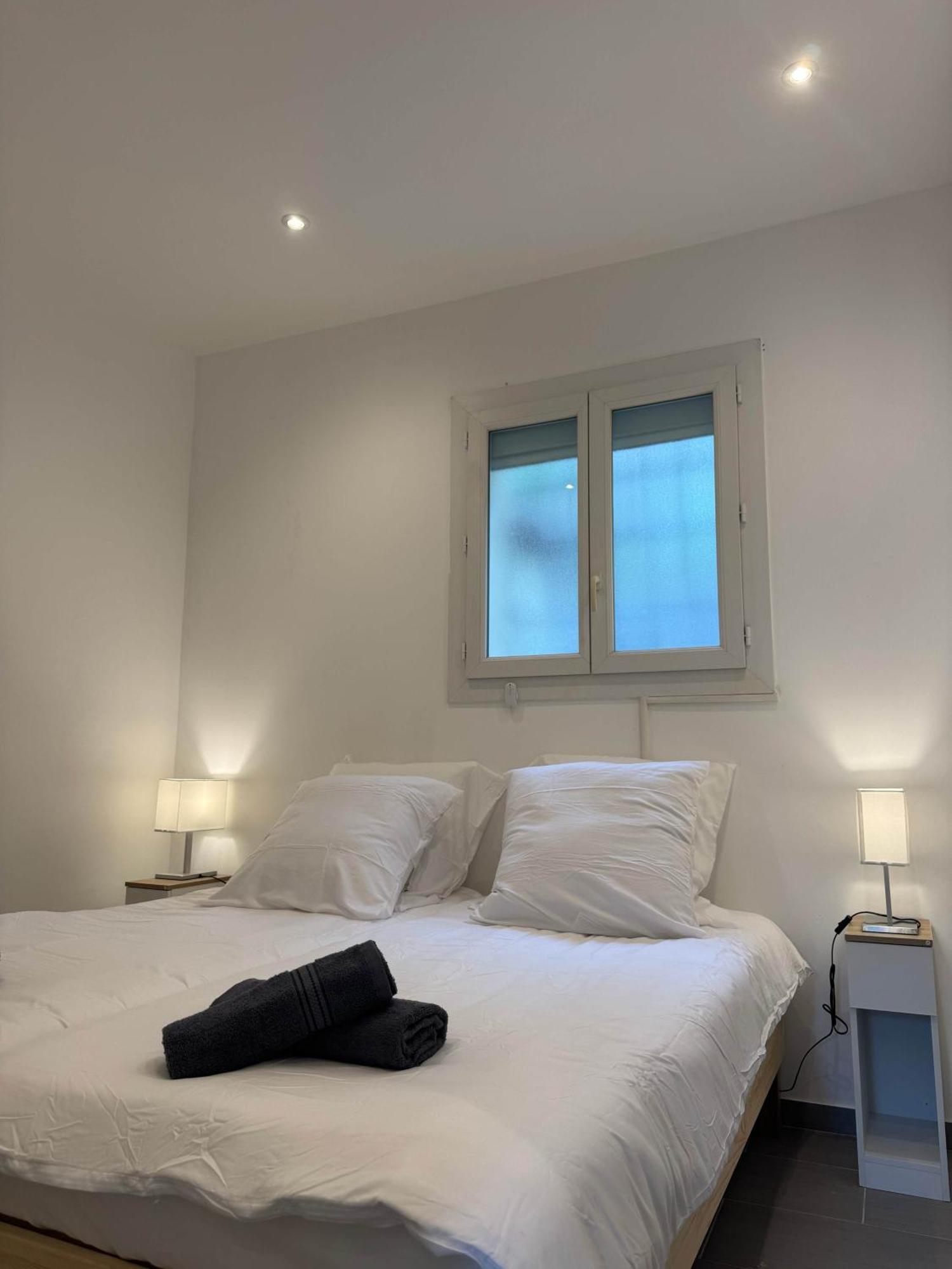 Rare - New In The Heart Of * Cannes