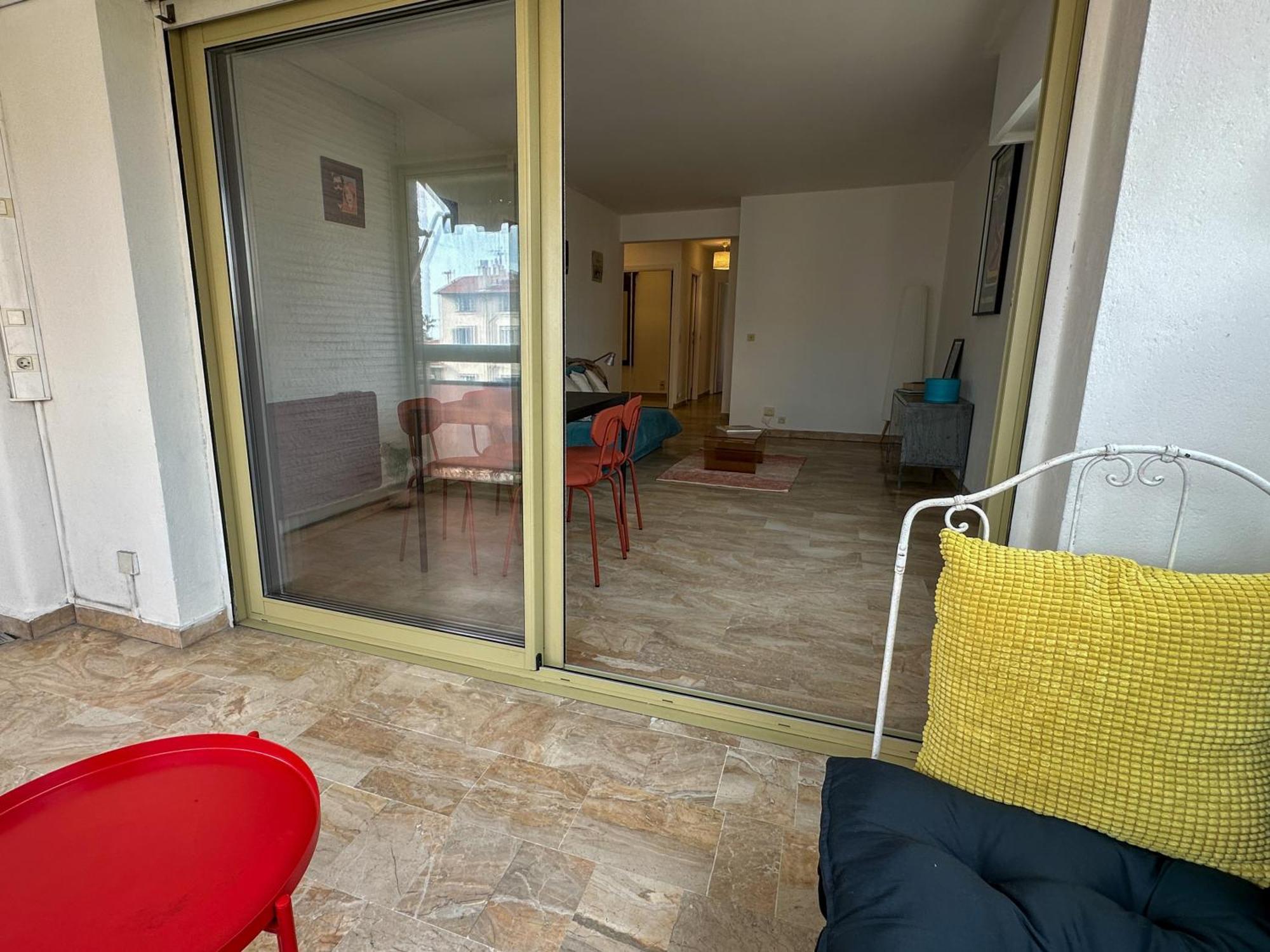Lumineux, Confort, Palais A 500 M Apartment