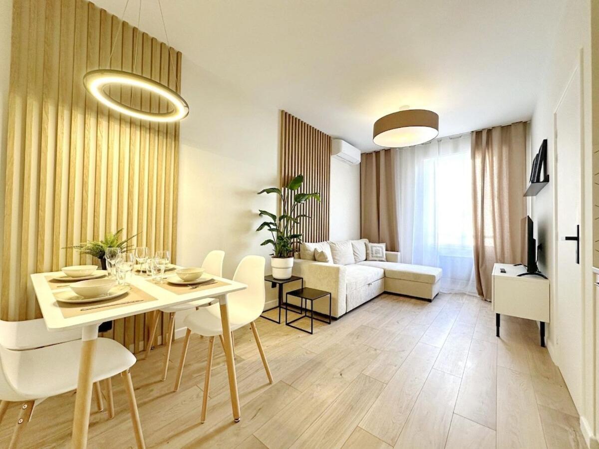 Apartment F2 Rue Des Freres Pradignac , Hypercentre 2 Min From Palais Of Festivals