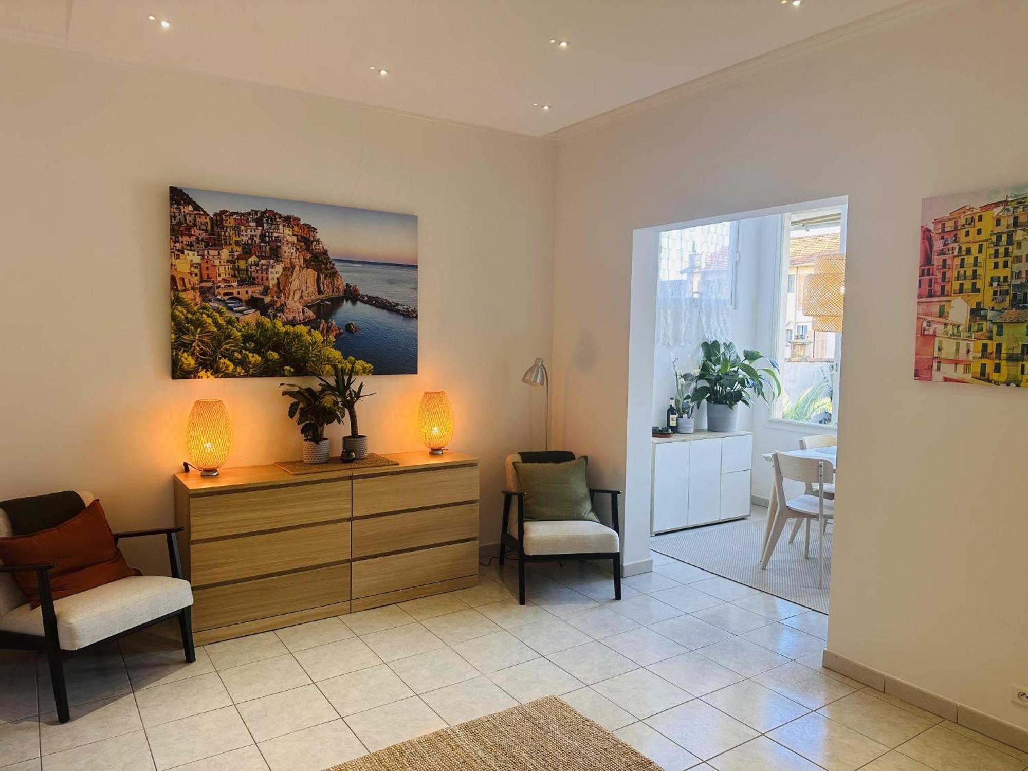 Bright One Bedroom In The Center Of Cannes13 Minutes Walk To The Palais Des Festivals - 2290 * Cannes
