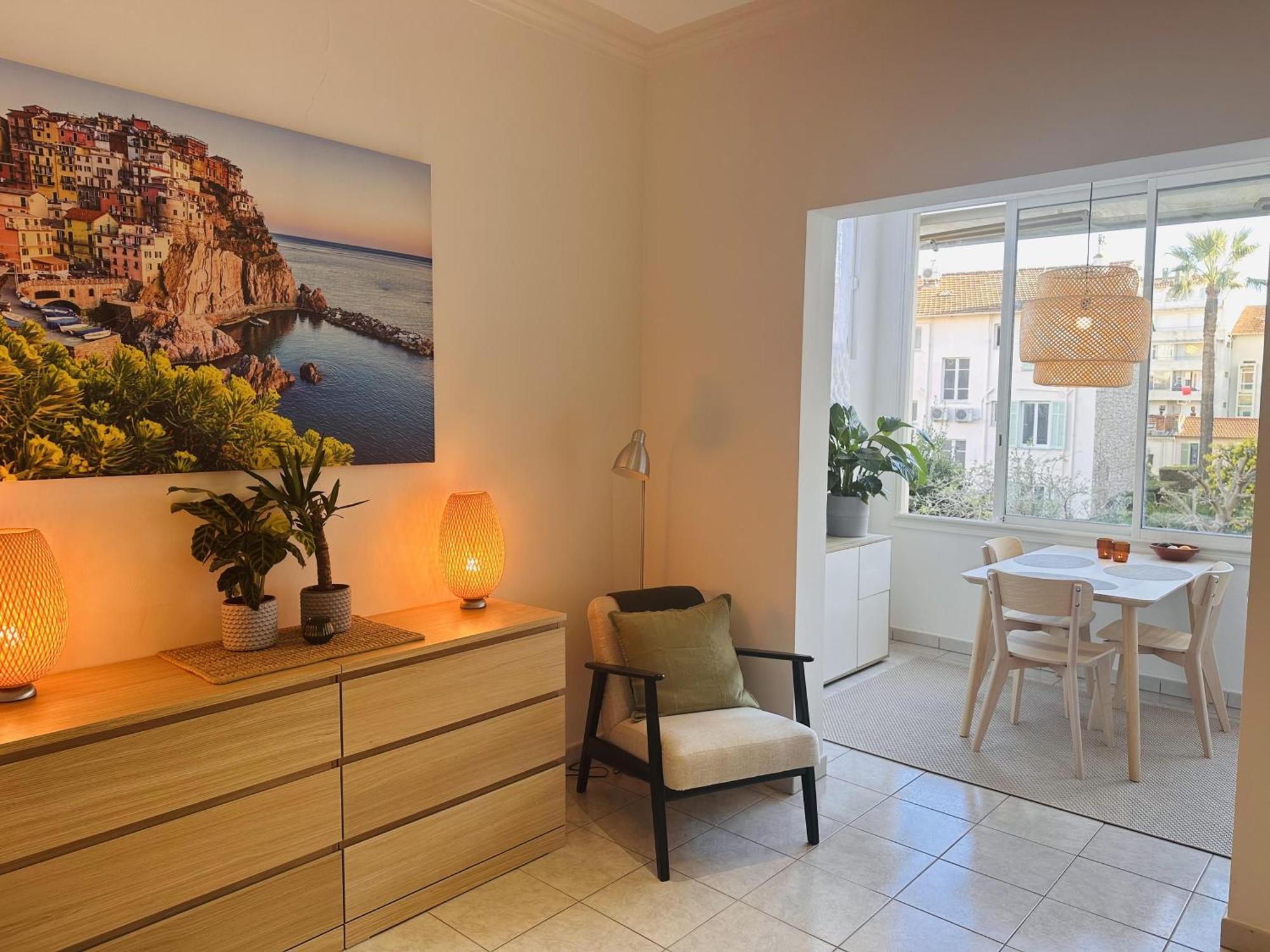 Apartment Bright One Bedroom In The Center Of Cannes13 Minutes Walk To The Palais Des Festivals - 2290