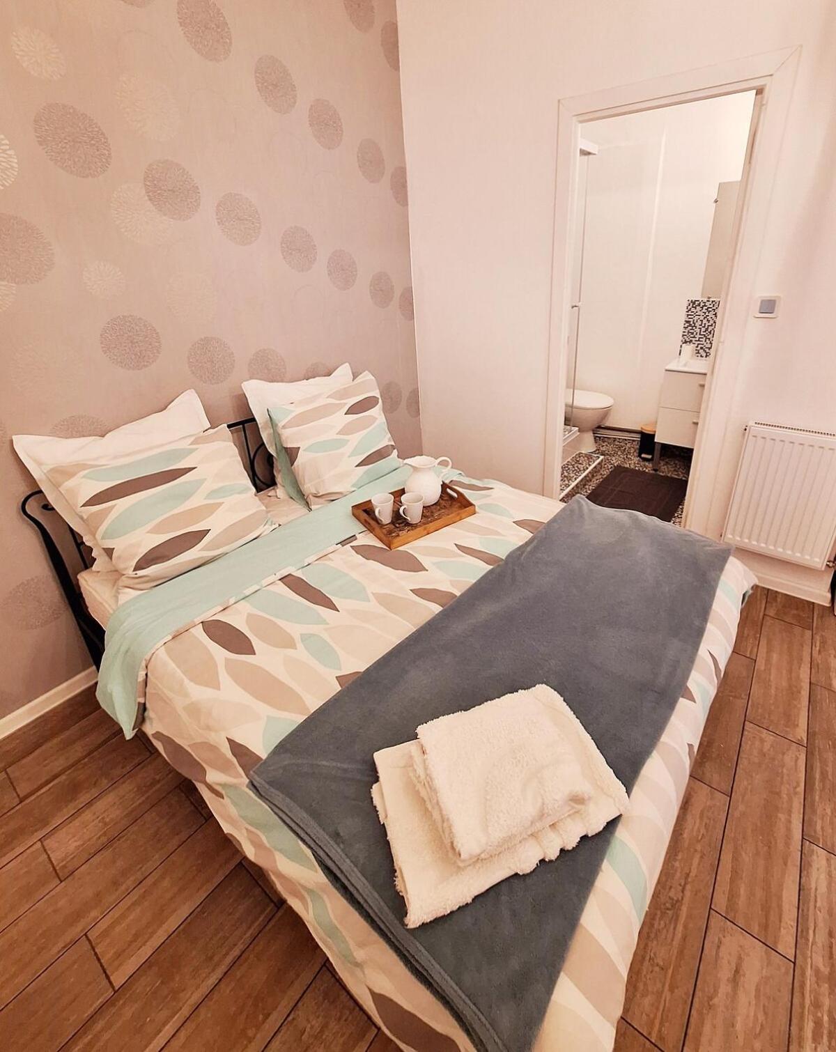 Two Bedrooms Near
