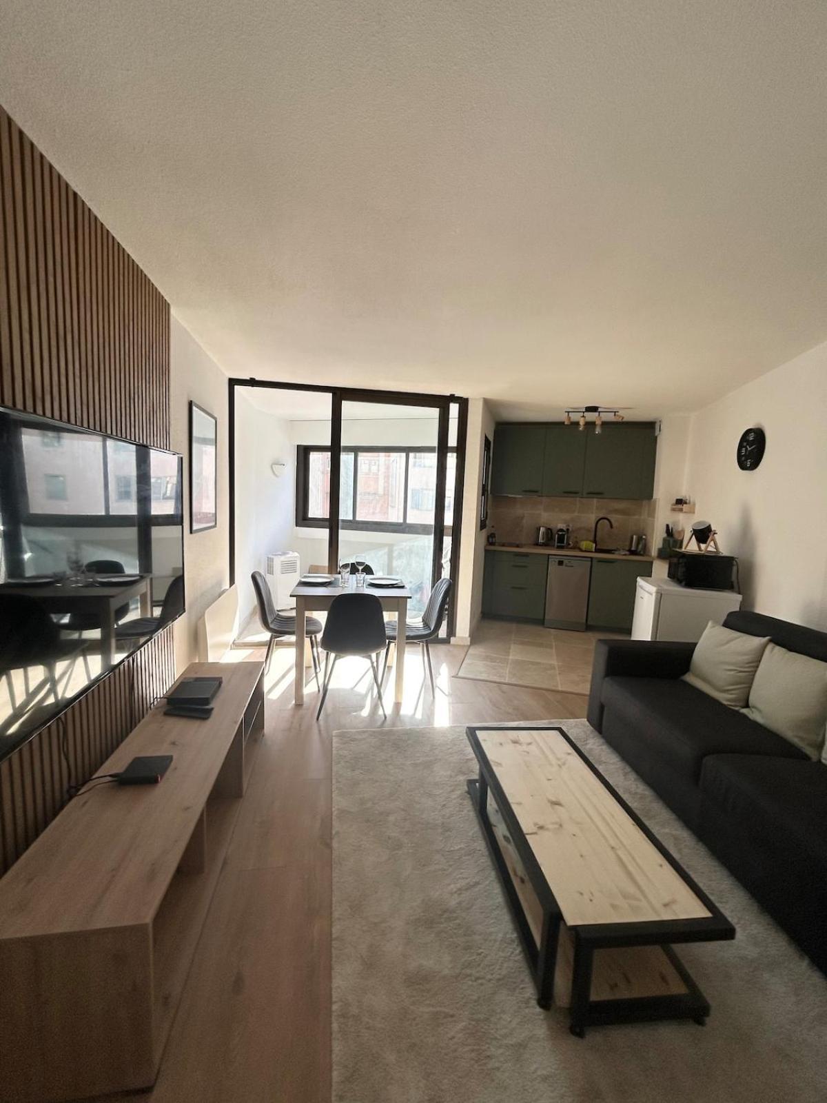 Apartment Elegant 2p Ideal In *