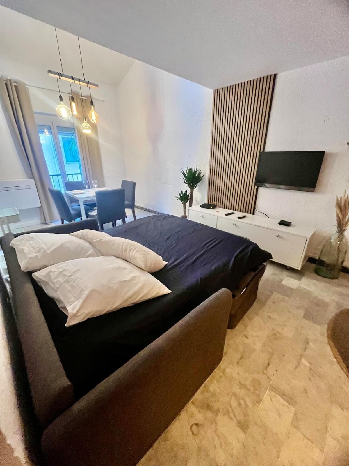 Design Et Cosy A 8 Min A Pied Des Plages Appartement