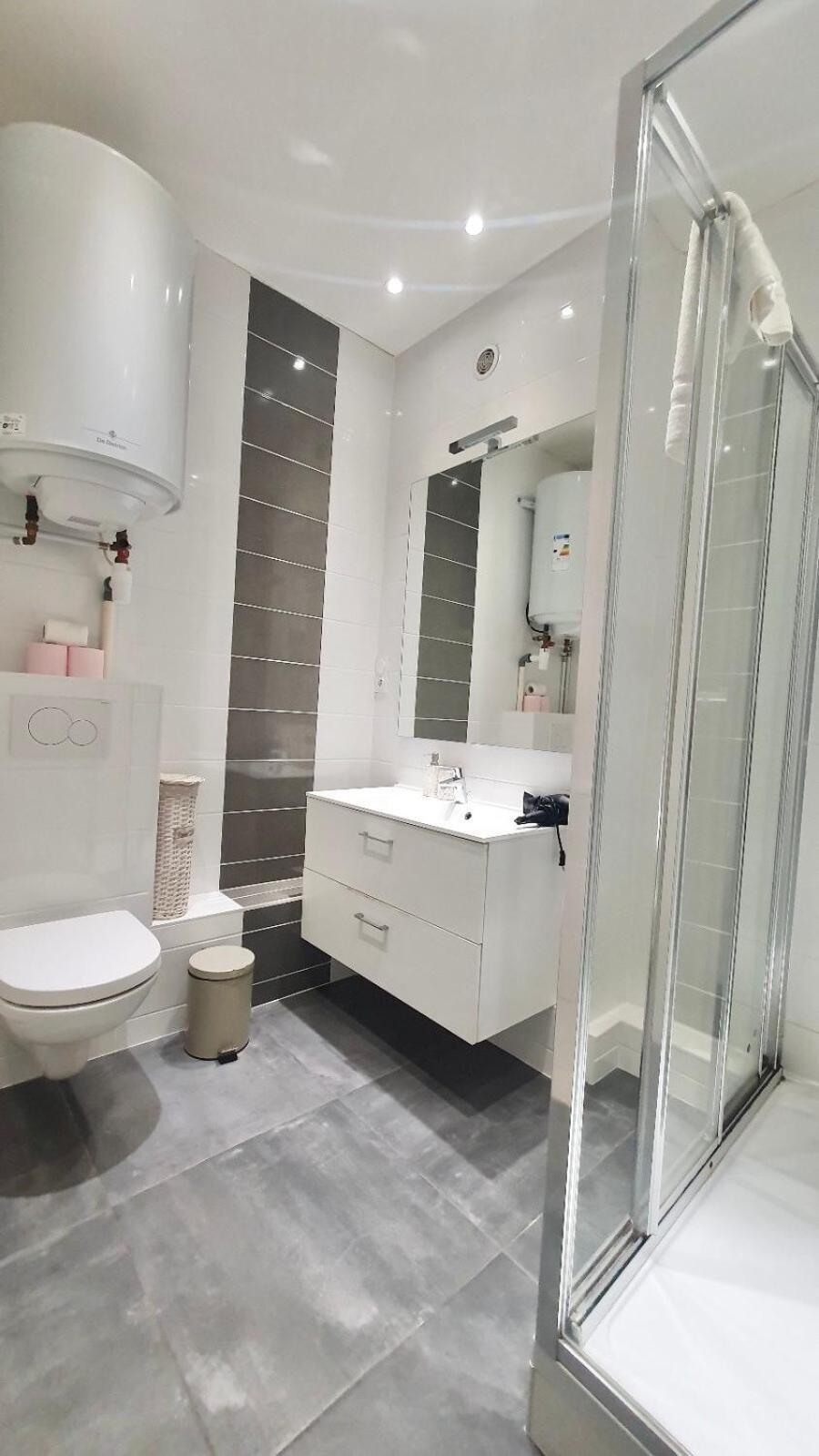 1-bedroom - 15m Apartment *