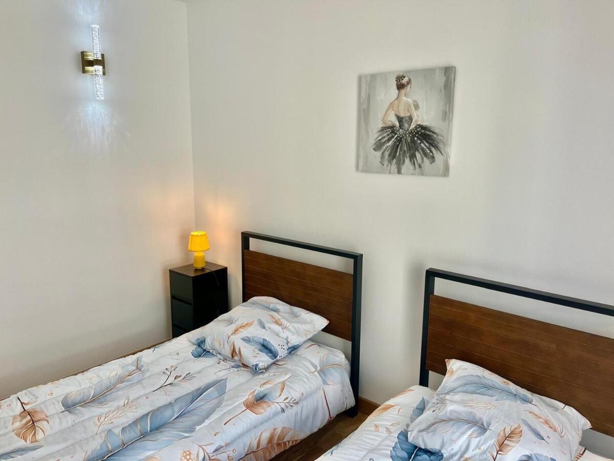 Le Lys D'or Yourhosthelper Cannes