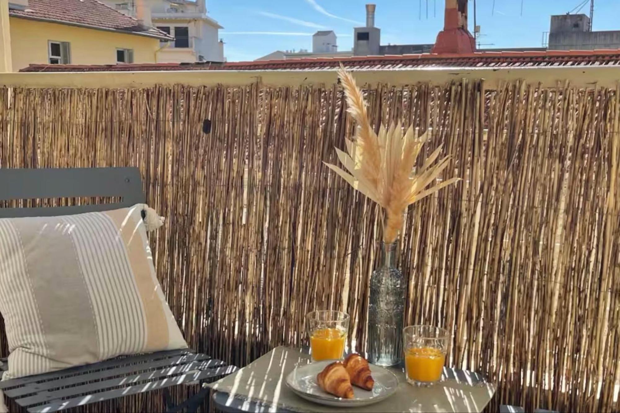 T2 With Balcony - Near * Cannes