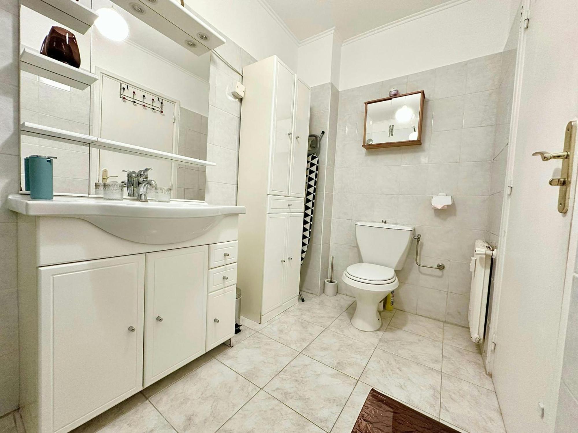 Appartement 2 Pieces Centre Proche Palais Cannes