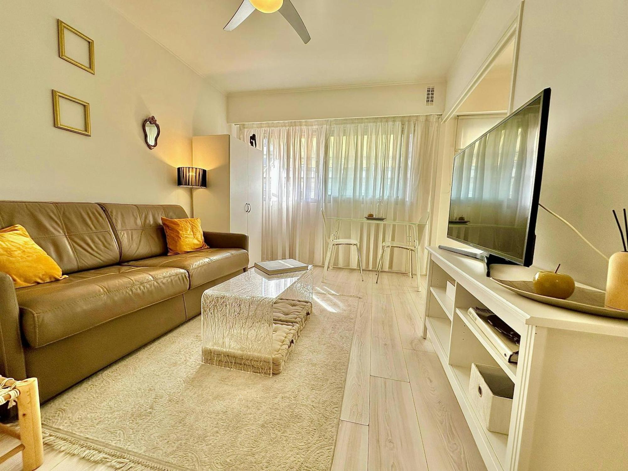 Appartement 2 Pieces Centre Proche Palais Cannes
