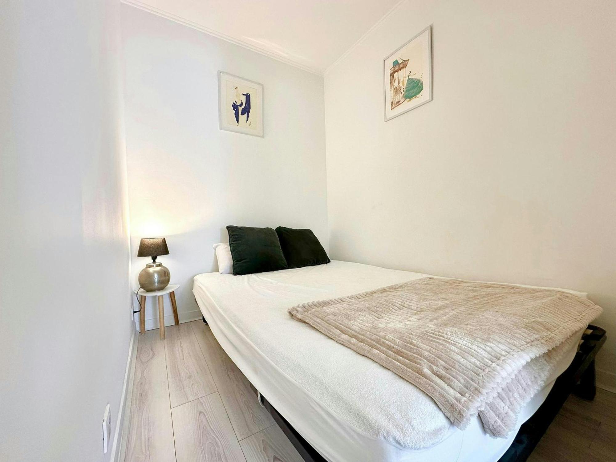 2 Pieces Centre Proche Palais