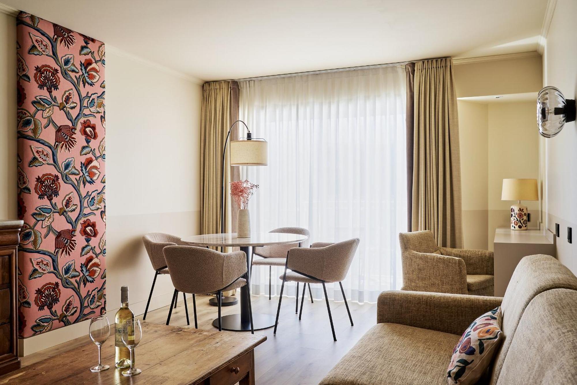 Aparthotel D'estelle 4*