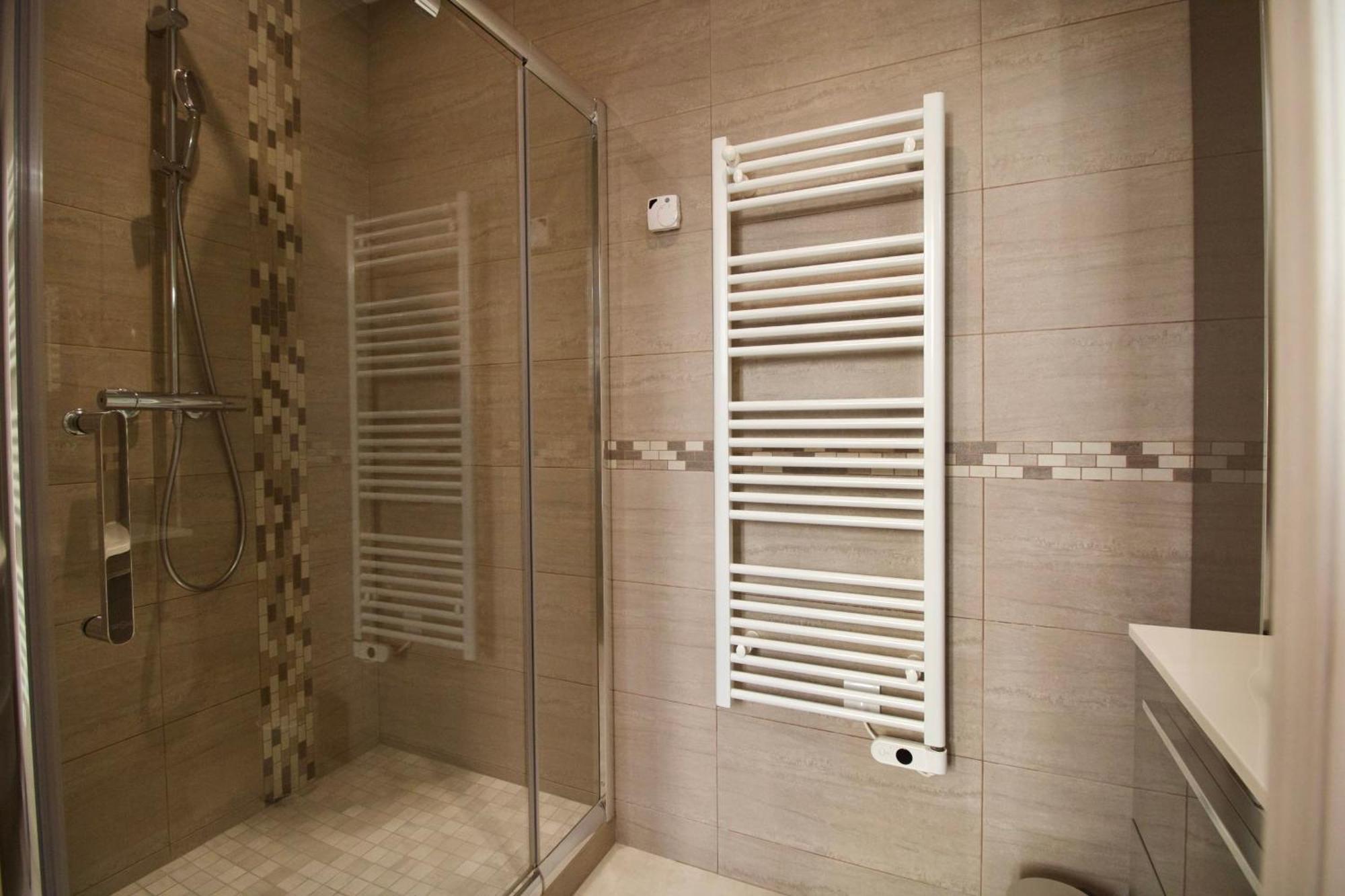 Apartment 4 Bedrooms 4 Bathrooms Terrace *