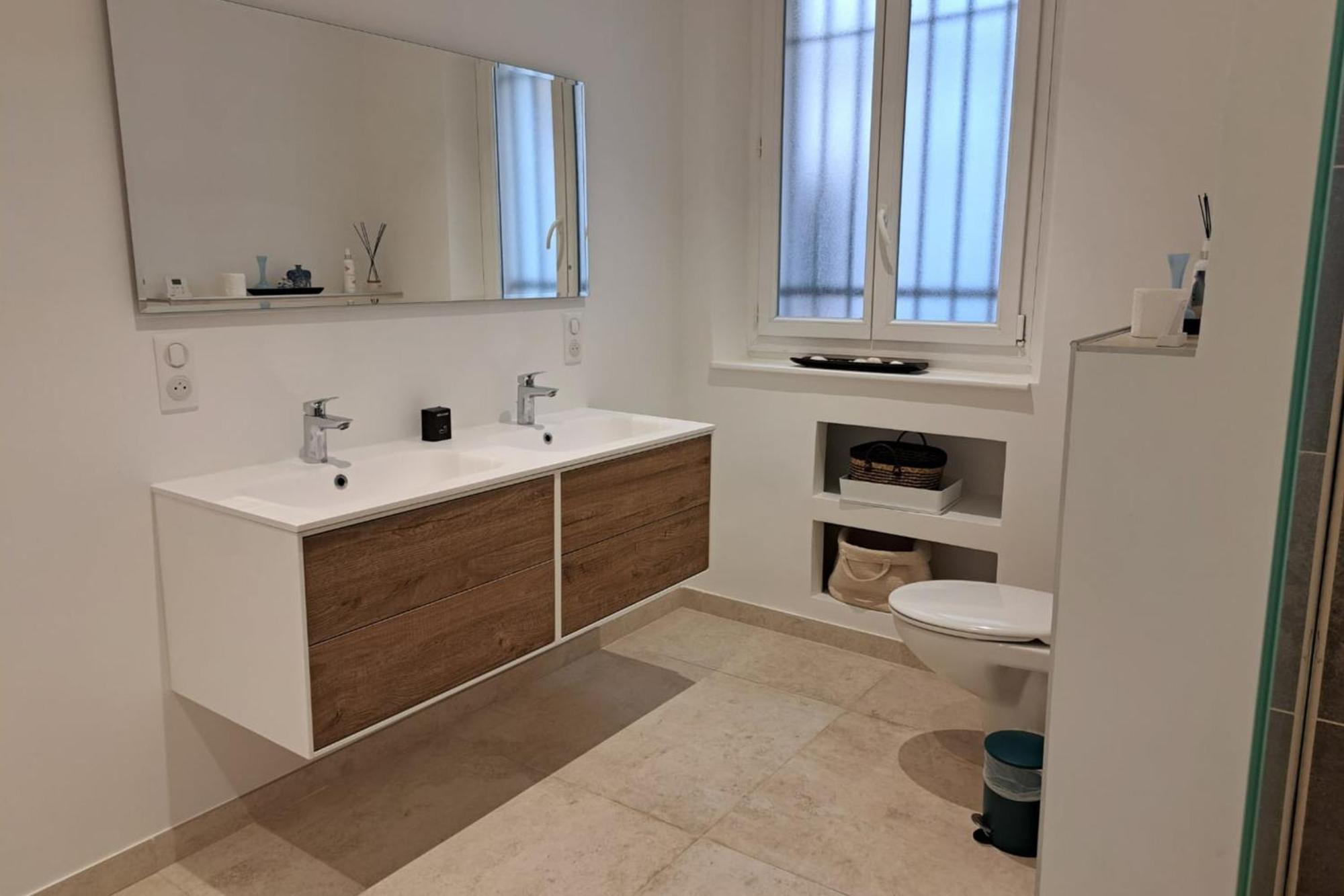 Apartment Superb 3br With Ac Sea View Parking And Garden - Benakey *