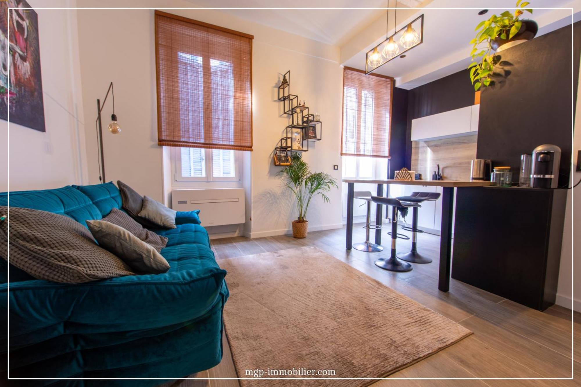 Apartment F2 Grand Standing