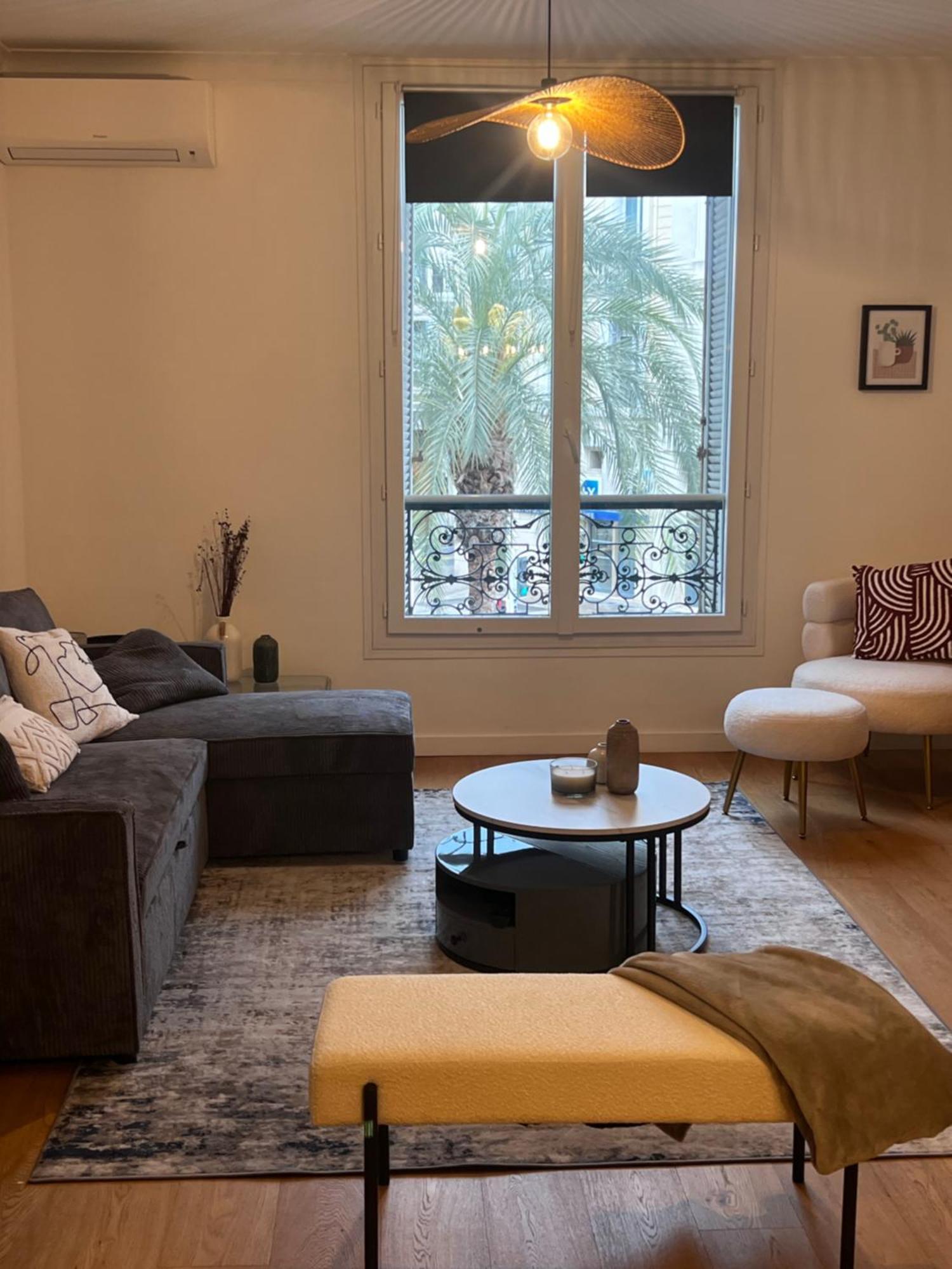 Choose To Be ! Apartment