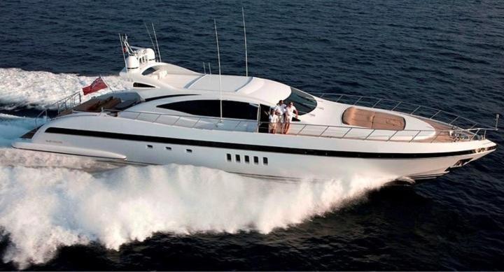 Botel Port Canto,