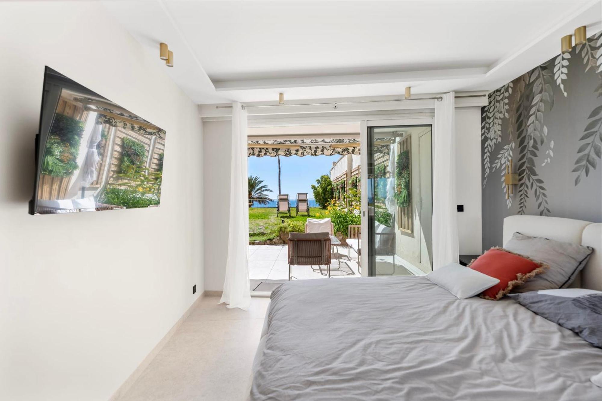 Luxueux Avec Jardin Suspendu Vue 10 Min Du Palais Apartment