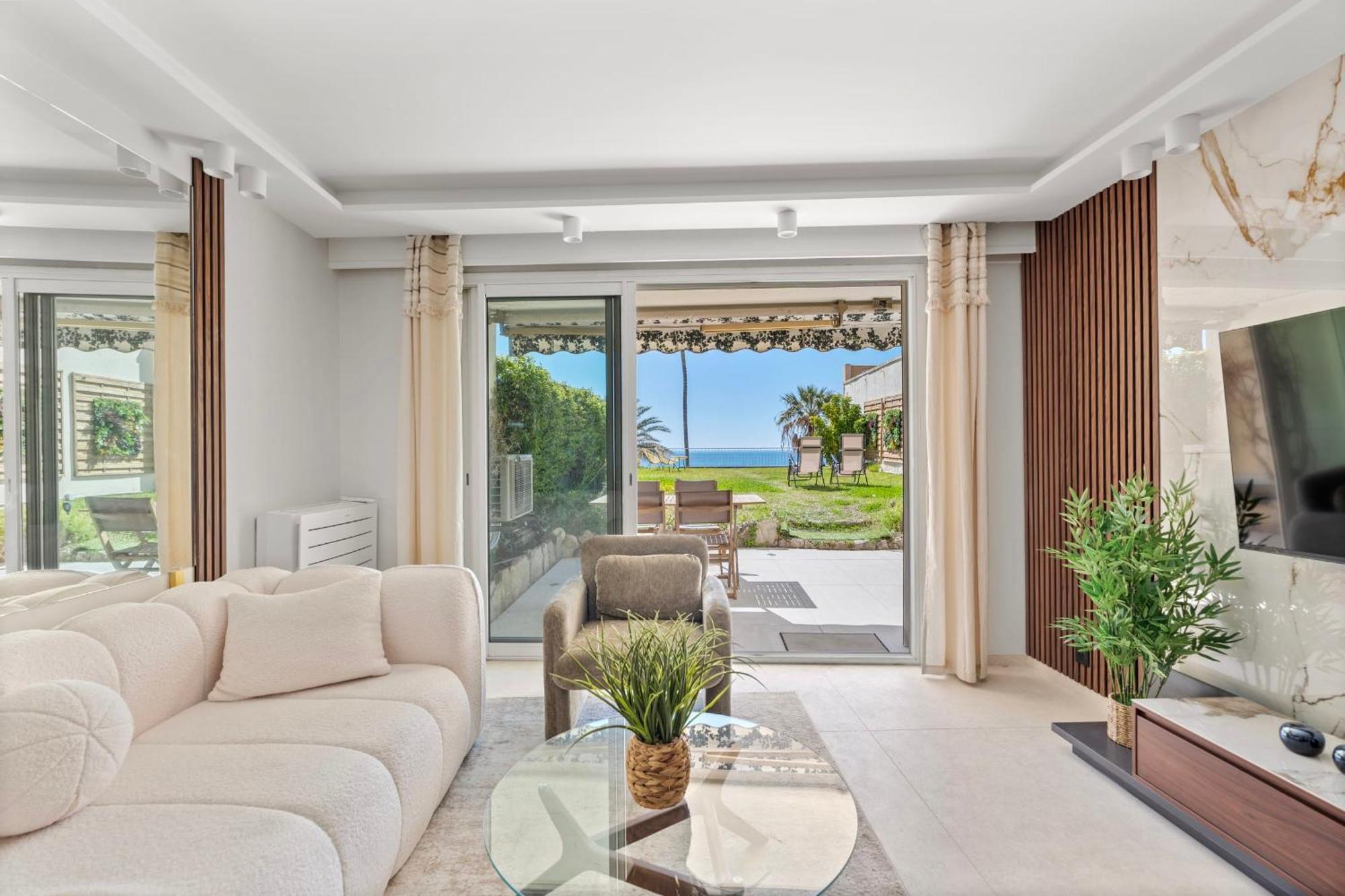 Apartment Luxueux Avec Jardin Suspendu Vue 10 Min Du Palais Cannes