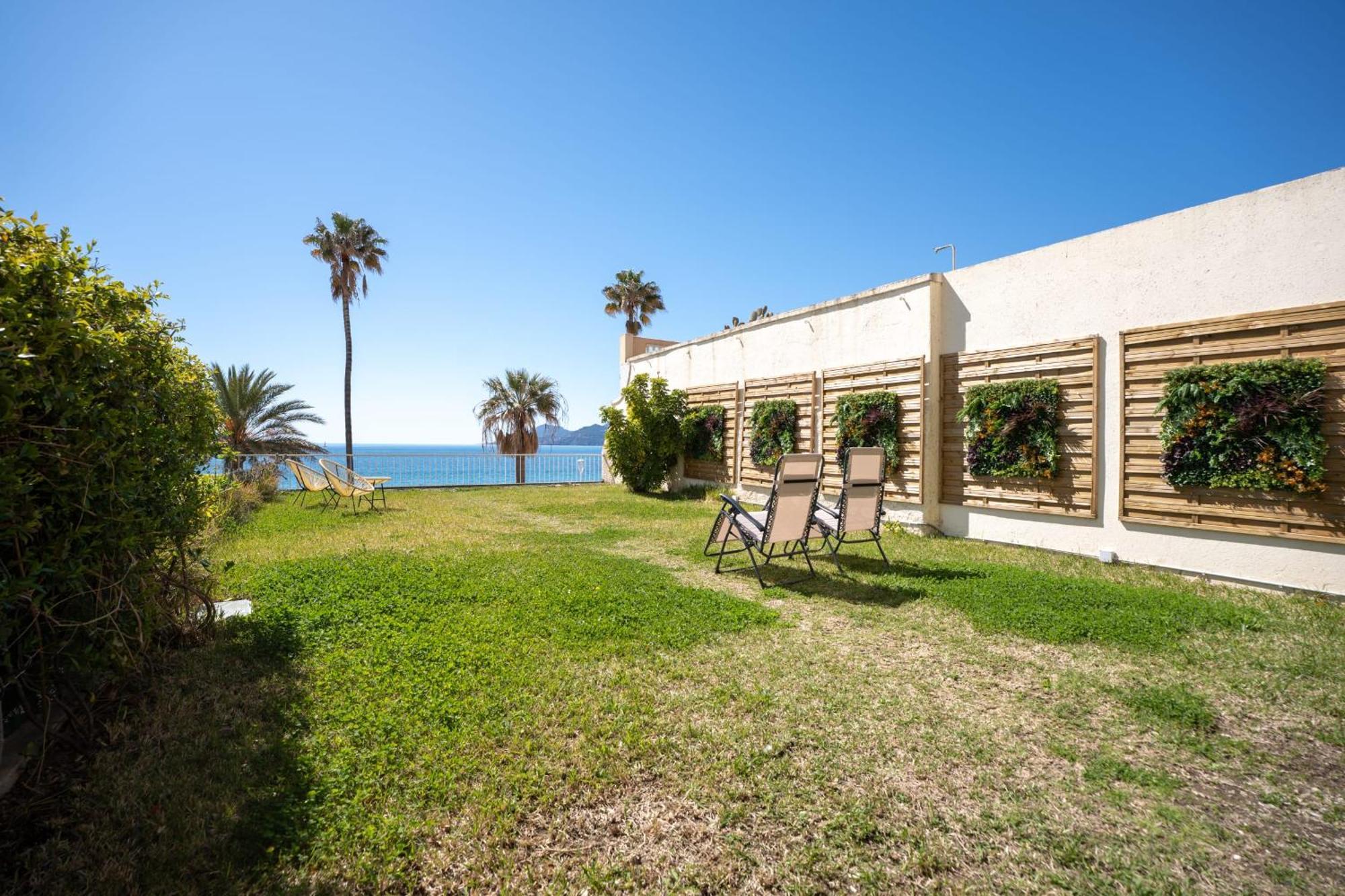 Apartment Luxueux Avec Jardin Suspendu Vue 10 Min Du Palais Cannes