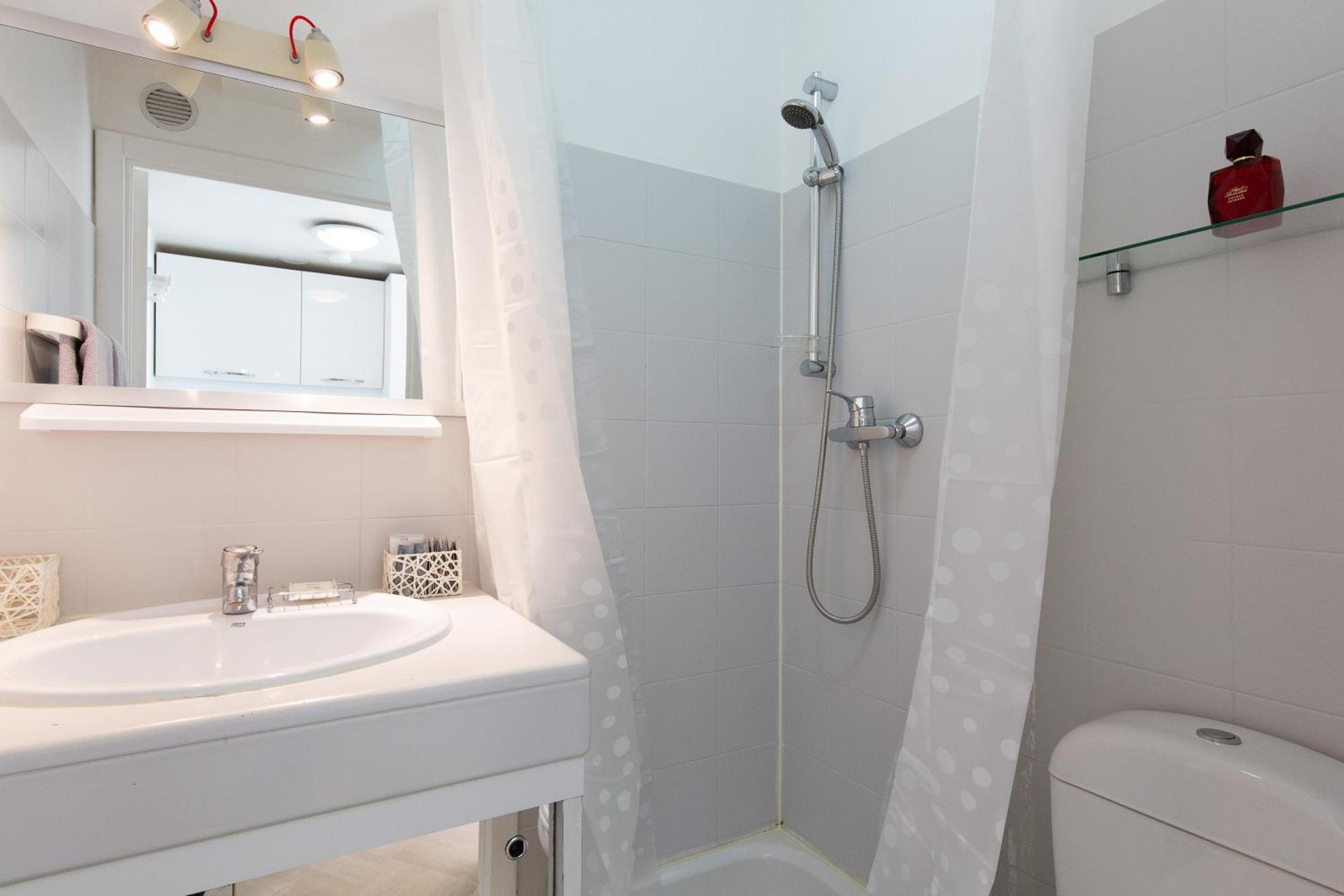 Apartment Cozy With Sea View, Swimming Pool And Greenery Cannes