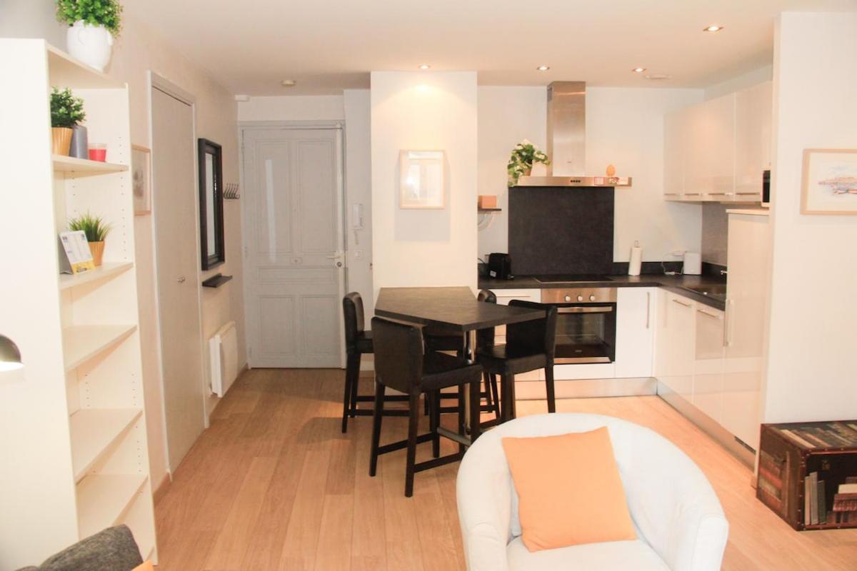 T2 - 4 Couchages - Hyper Centre Apartment