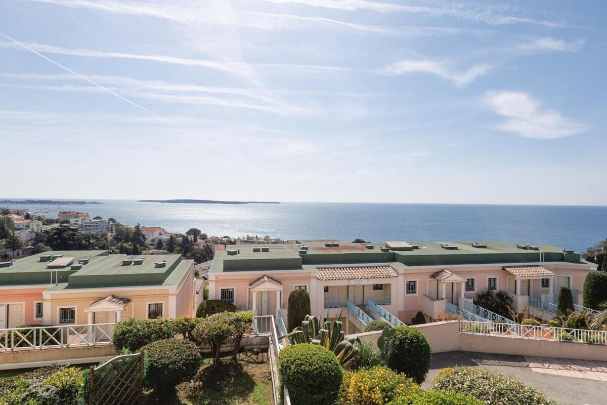 Piscine Vue Parking 4 Personnes Apartment Cannes