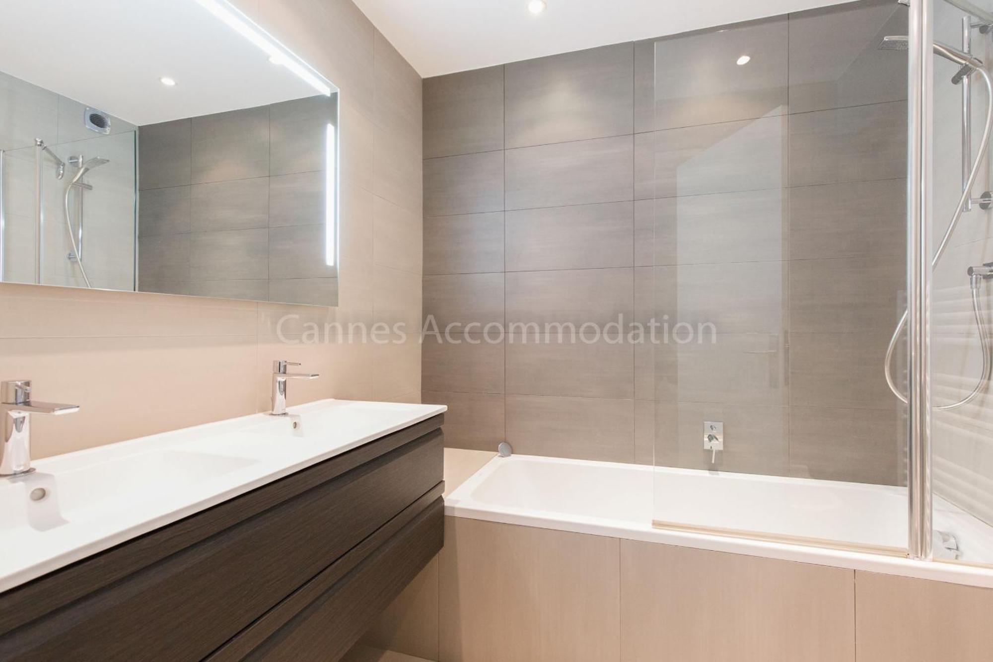 Apartment Louis 2 *
